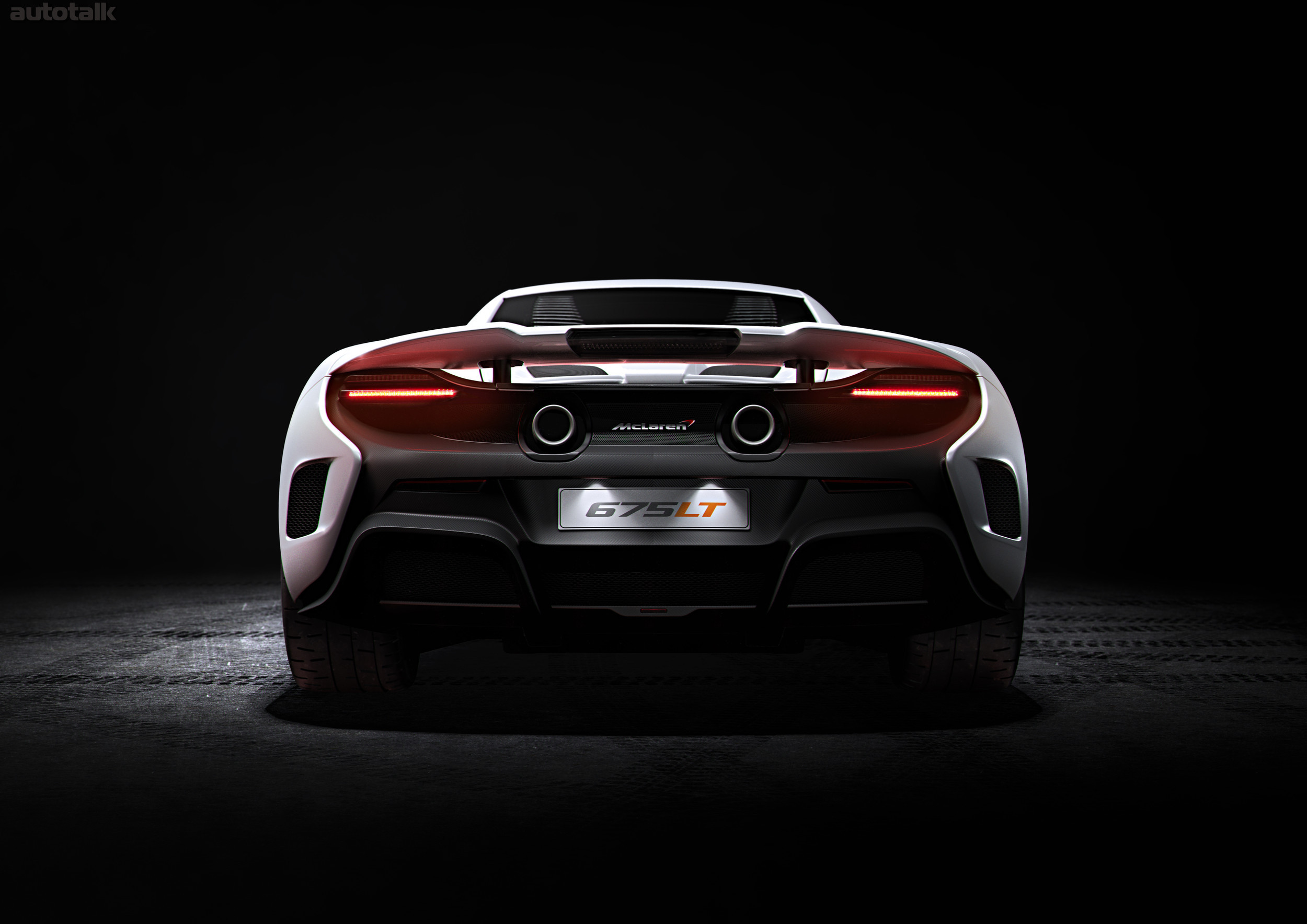 2015 McLaren 675LT