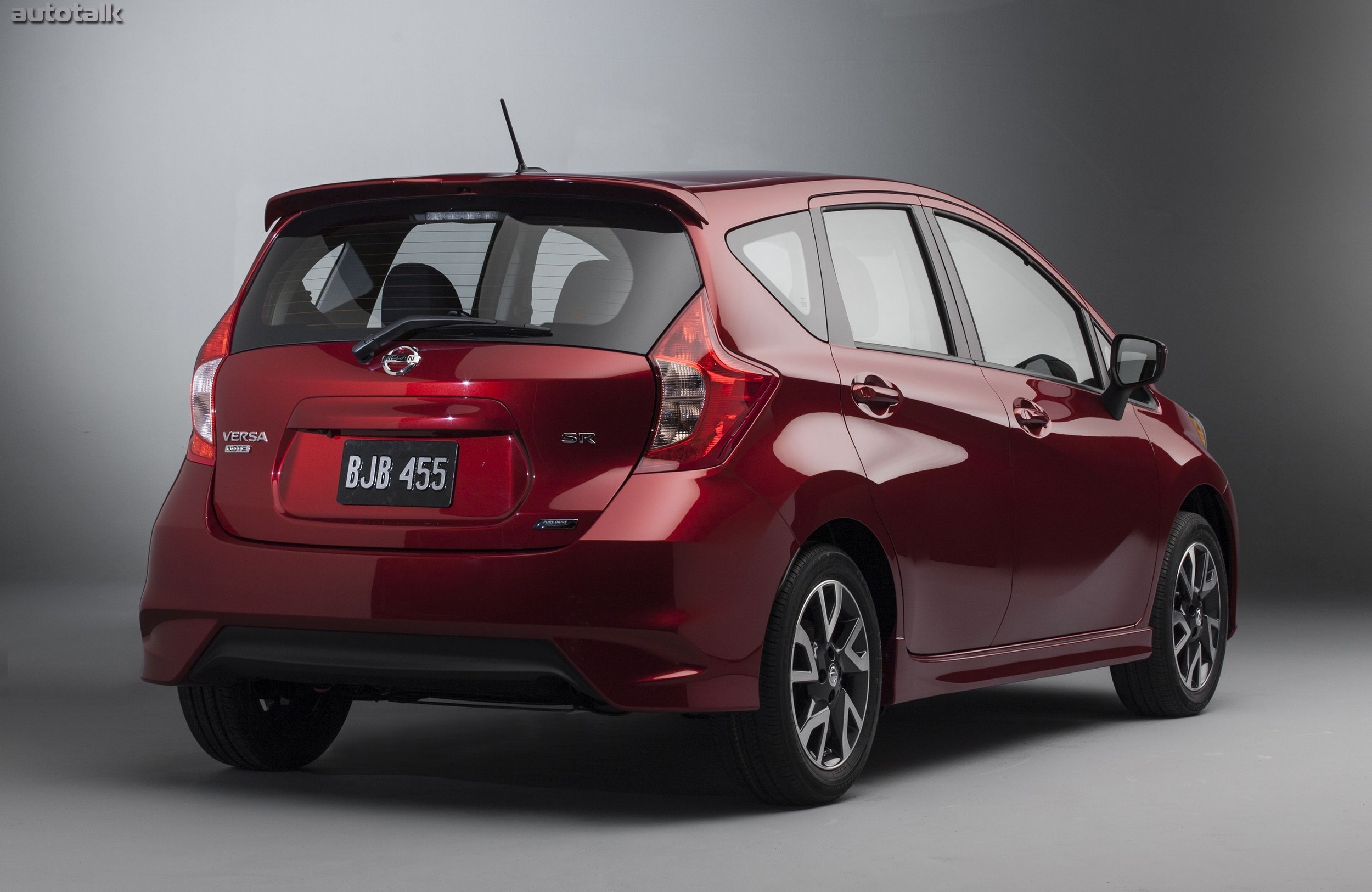 2015 Nissan Versa Note SR