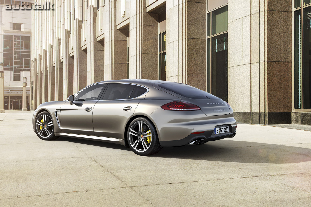 2015 Porsche Panamera Turbo S