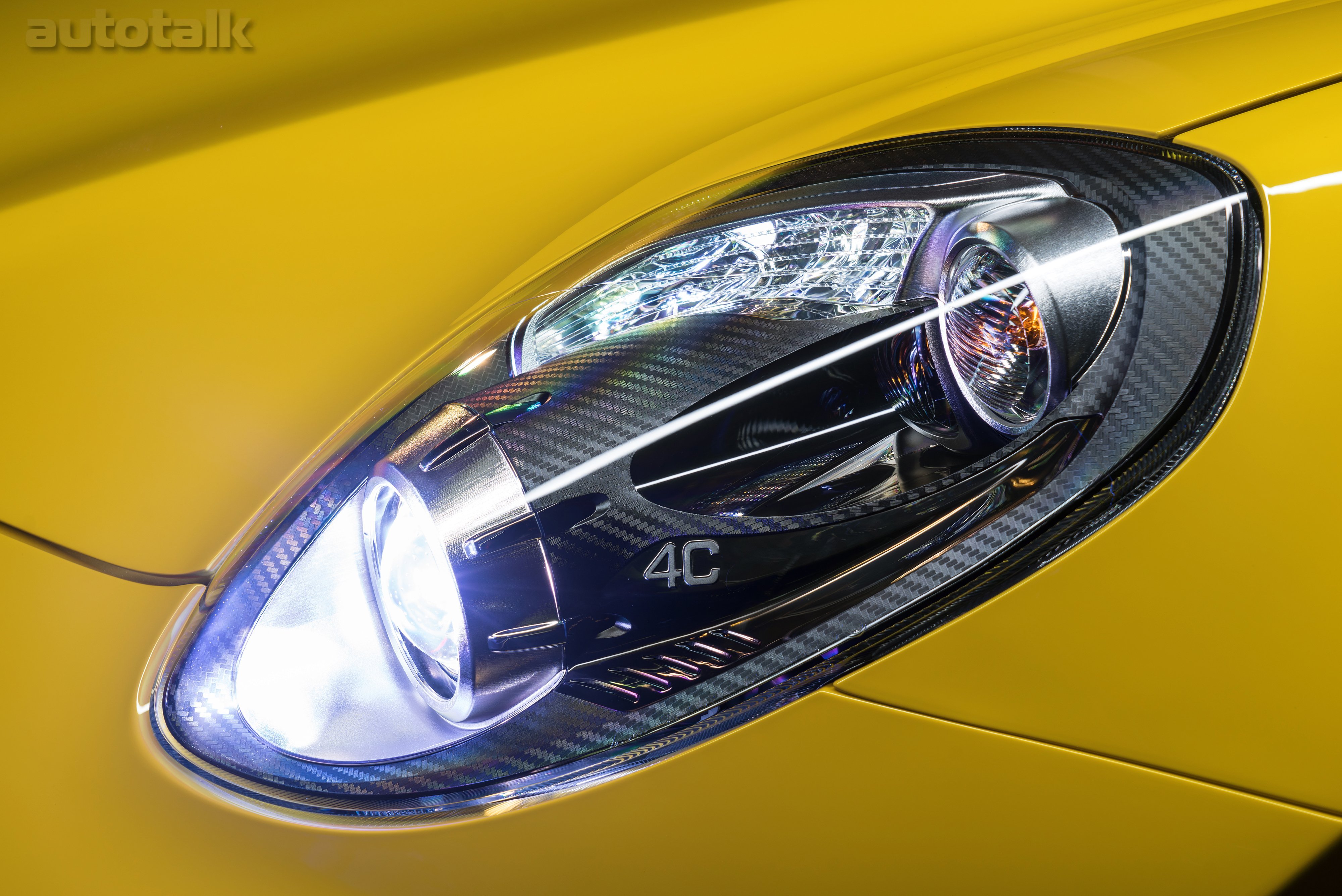 2016 Alfa Romeo 4C Spider Headlight