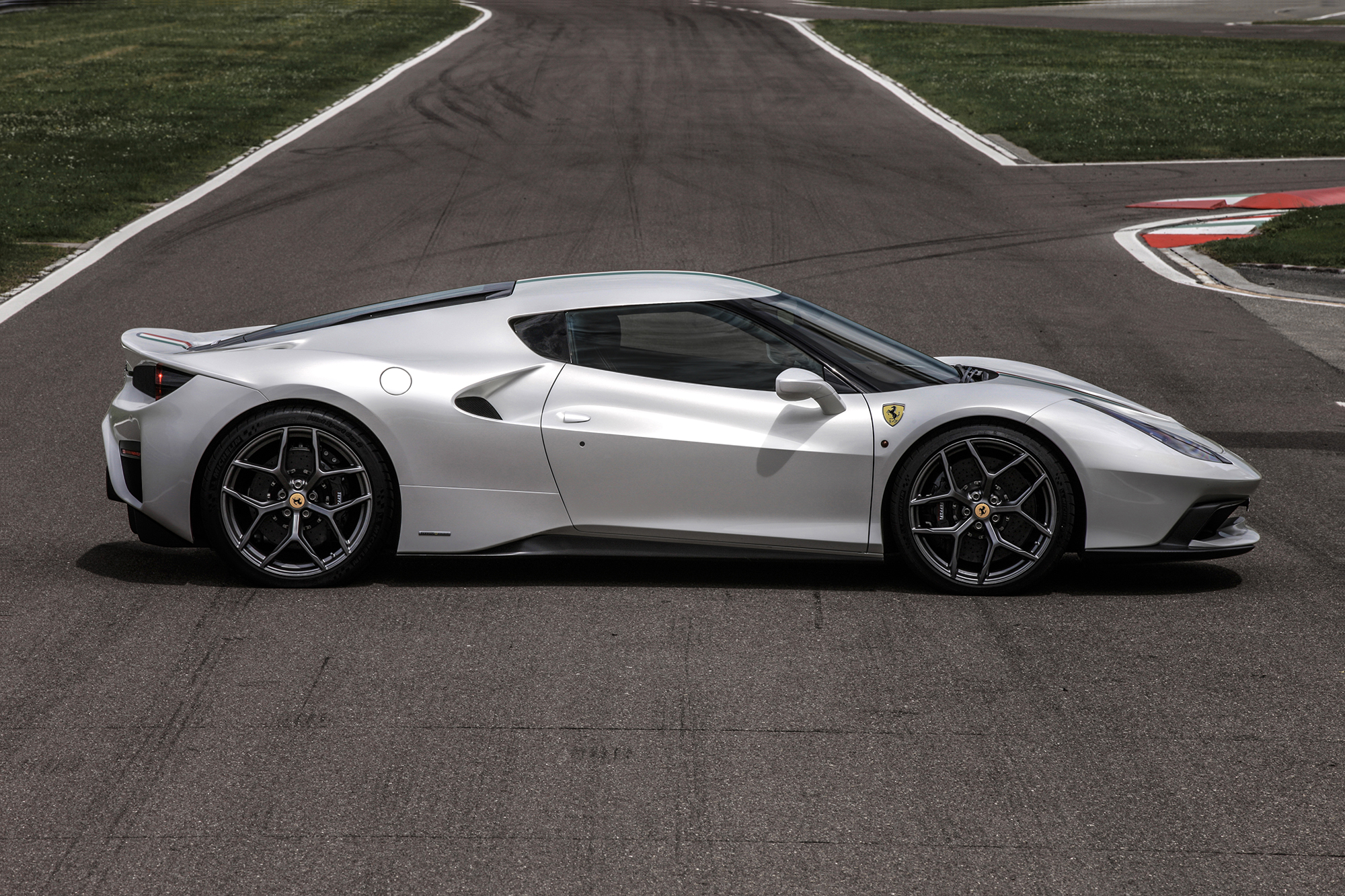 2016 Ferrari 458 Speciale MM