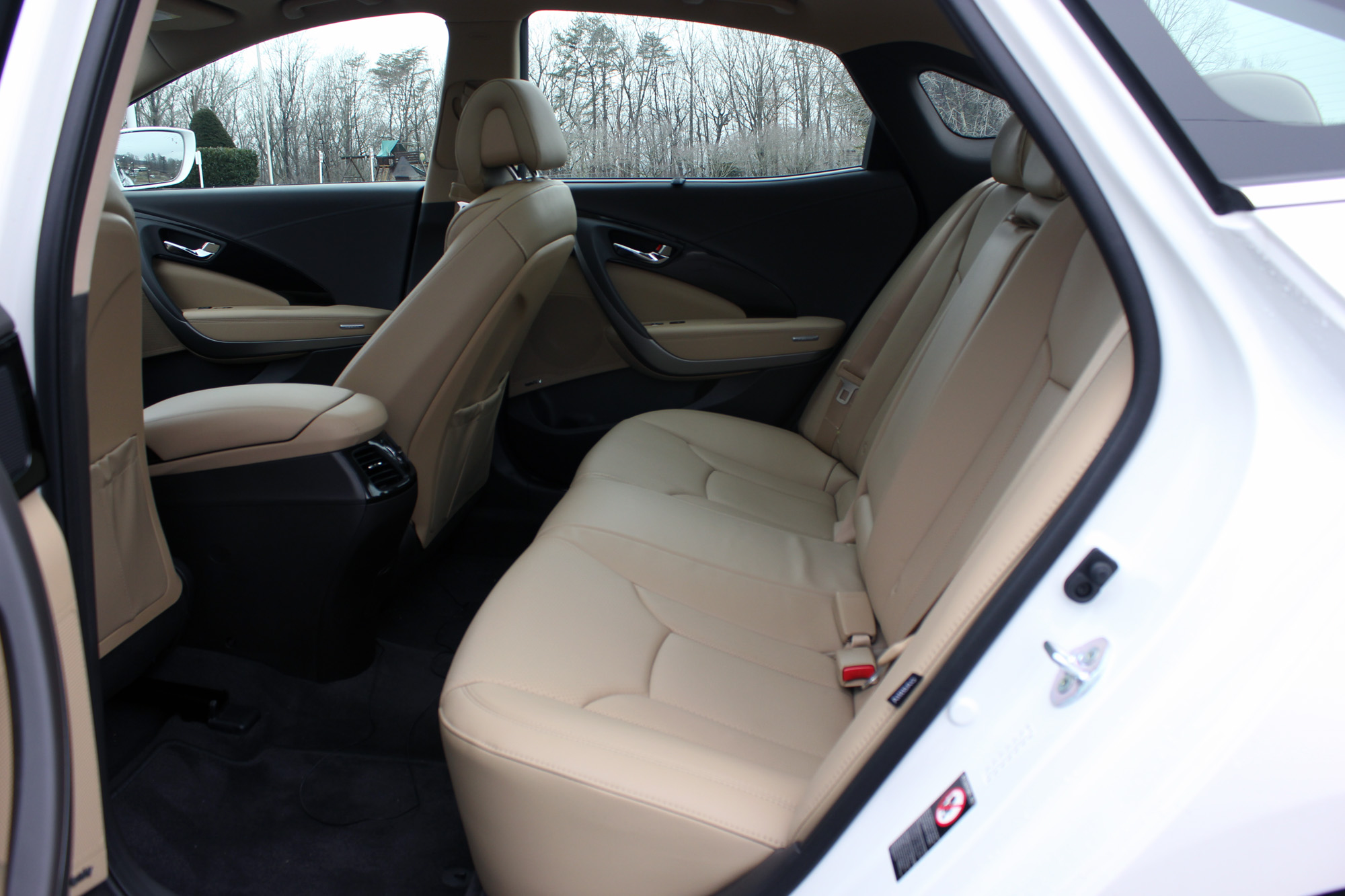 2016 Hyundai Azera Limited Review