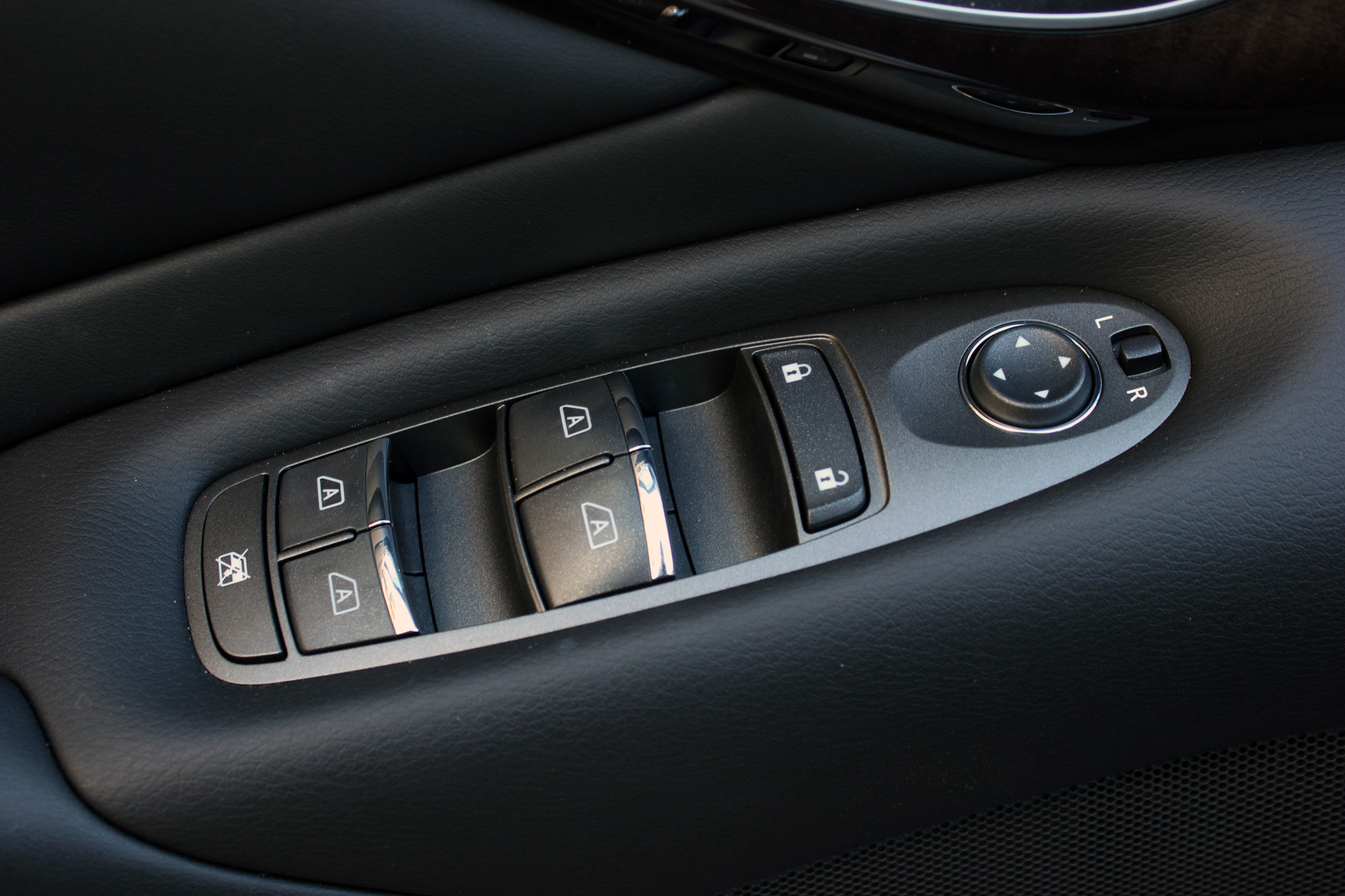 2016 Infinti Q50S Red Sport 400