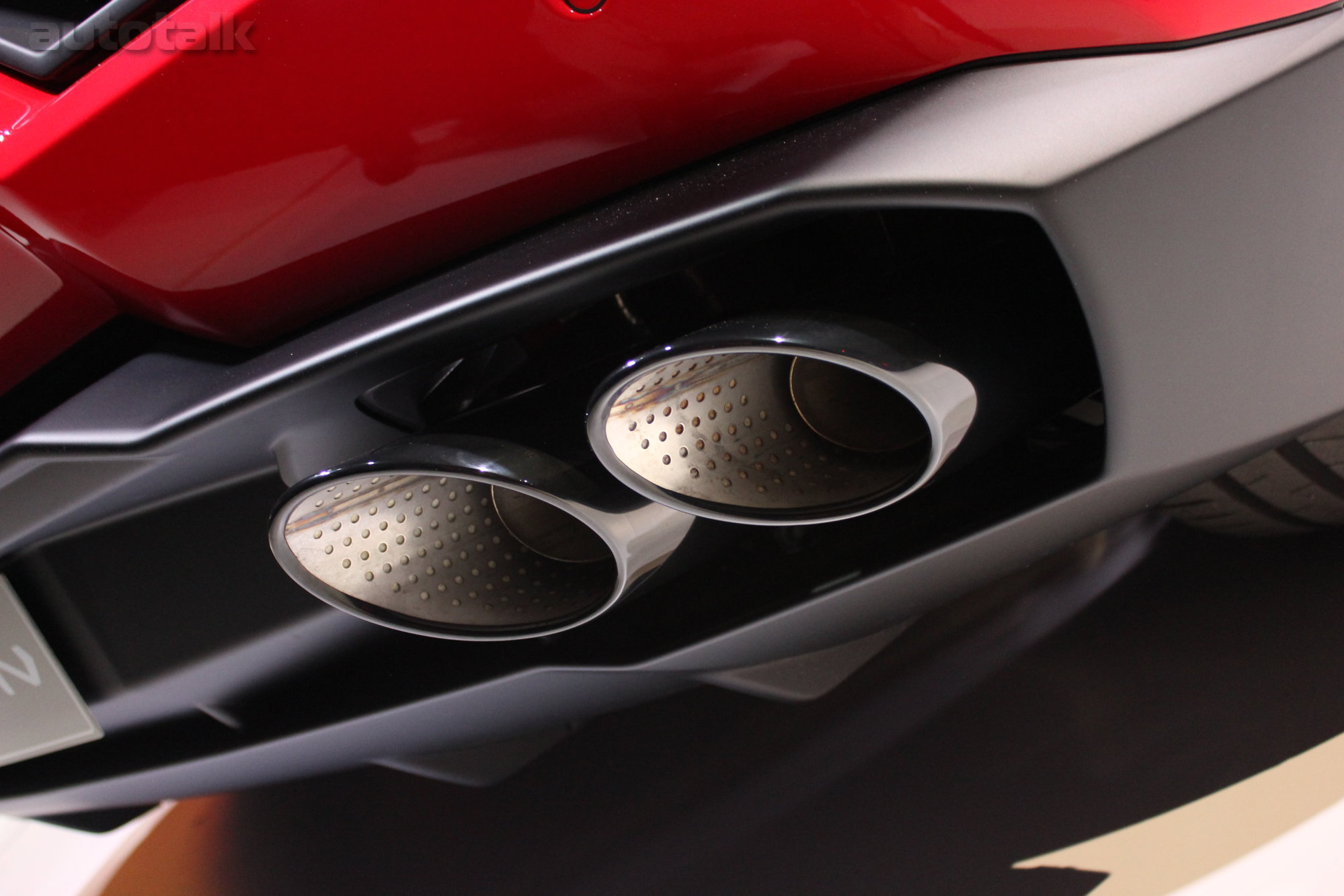 2016 Lamborghini Huracan LP 580-2 Reveal