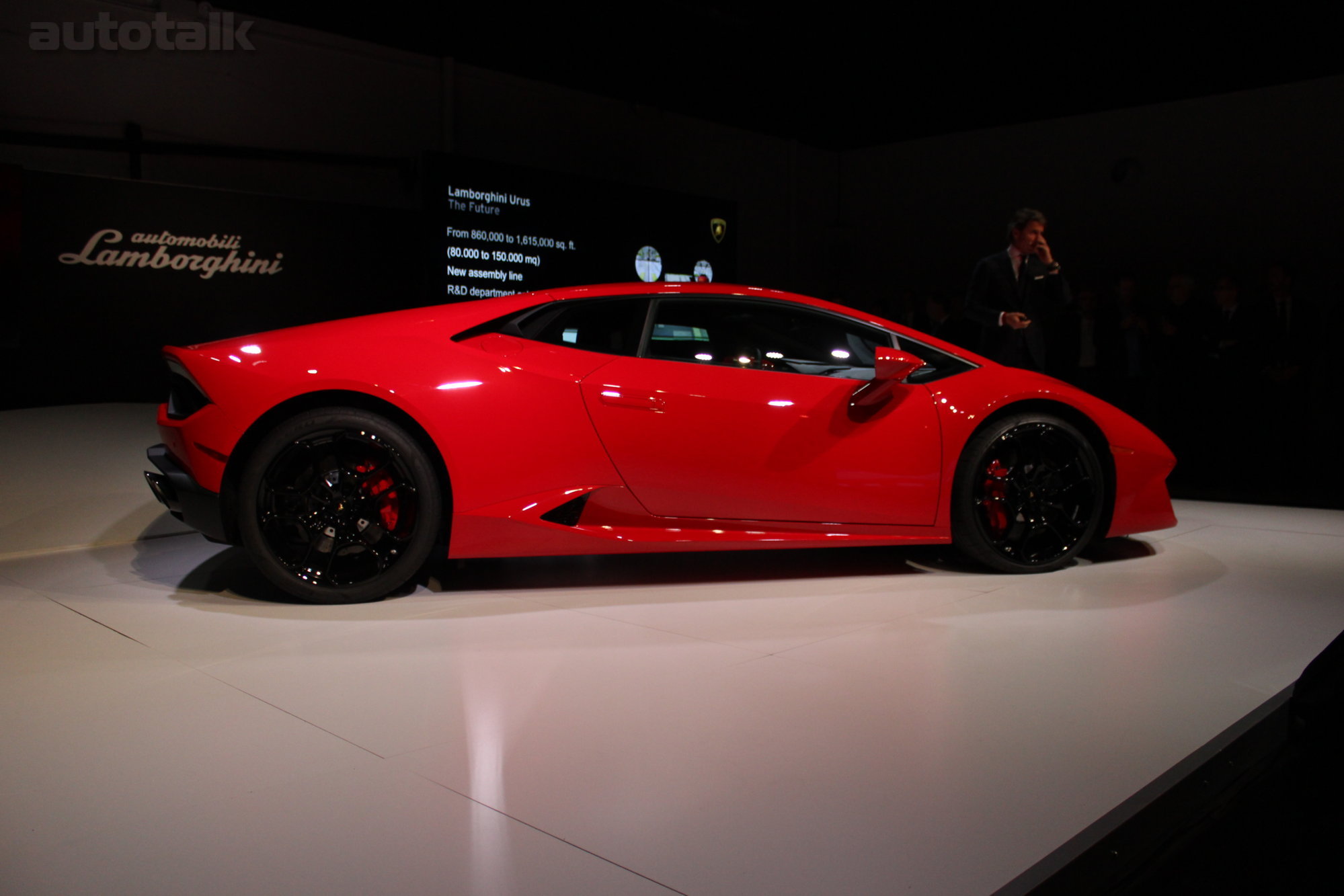 2016 Lamborghini Huracan LP 580-2 Reveal