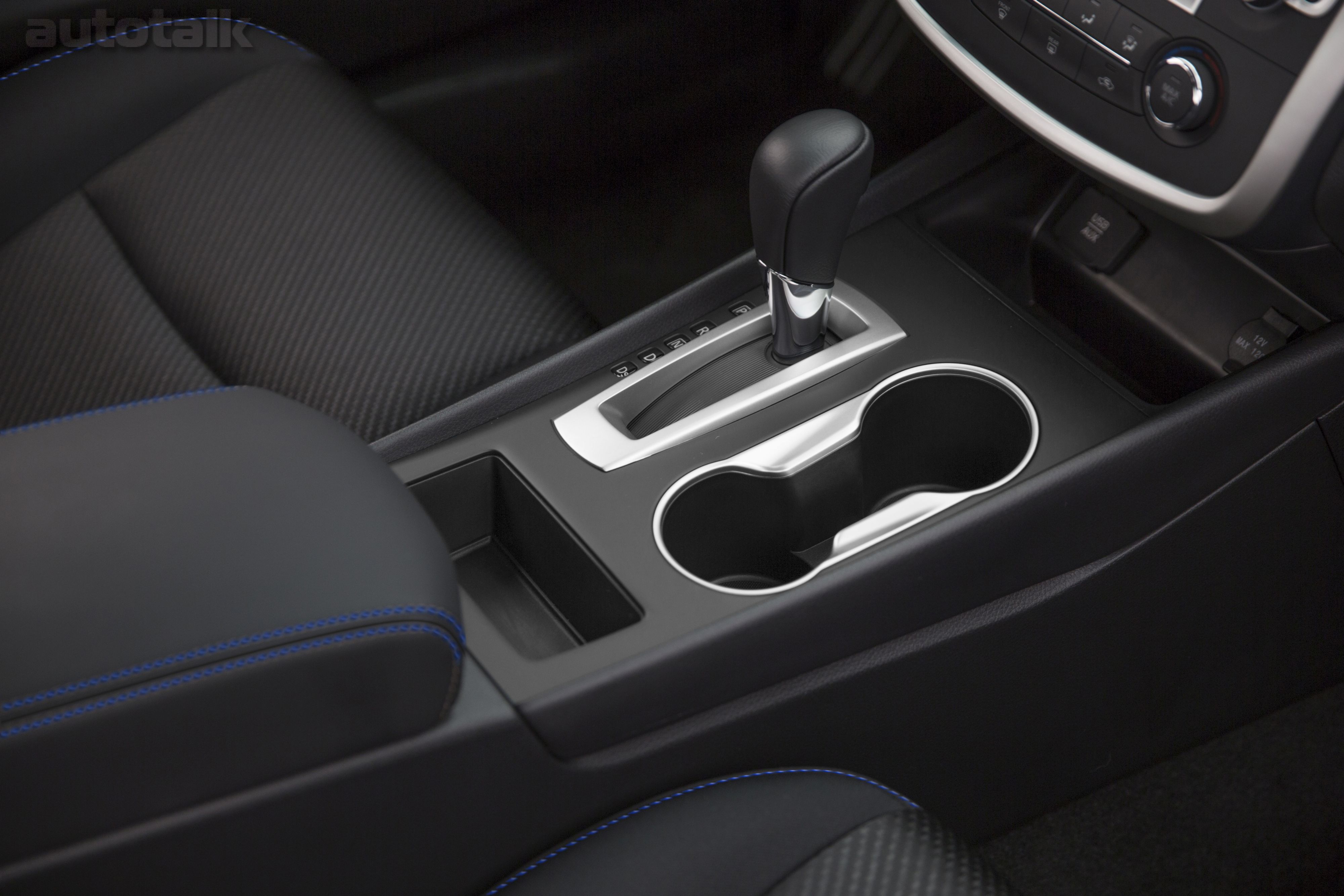 2016 Nissan Altima Pictures