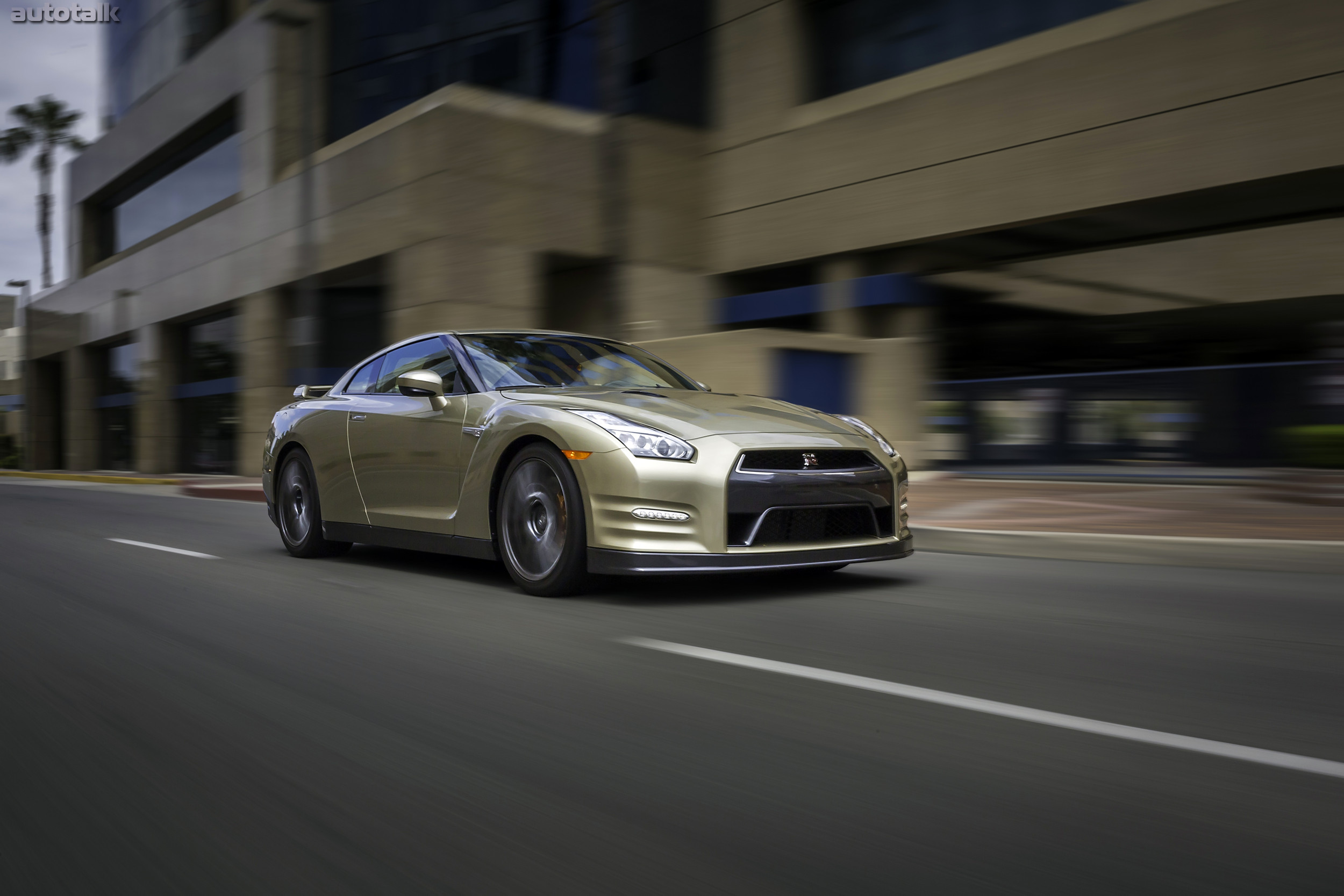 2016 Nissan GT-R 45th Anniversary Gold Edition