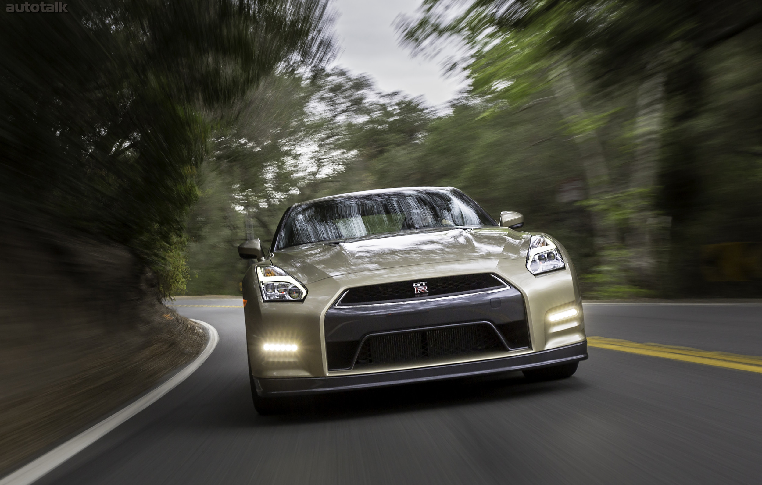 2016 Nissan GT-R 45th Anniversary Gold Edition