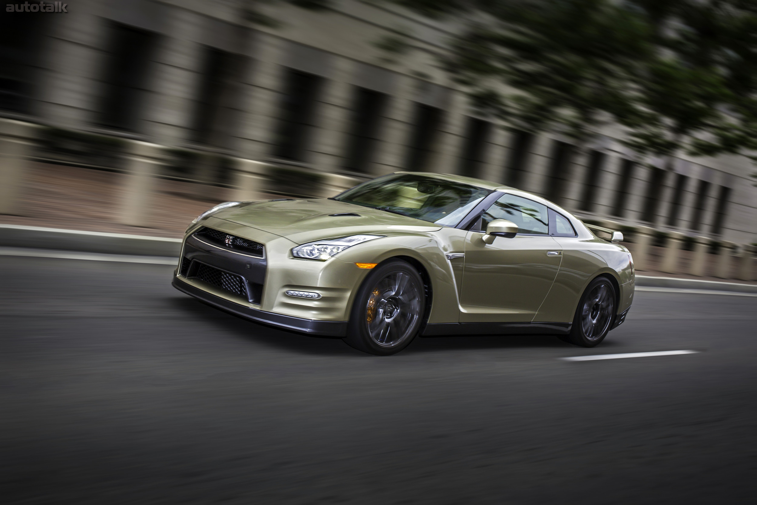 2016 Nissan GT-R 45th Anniversary Gold Edition