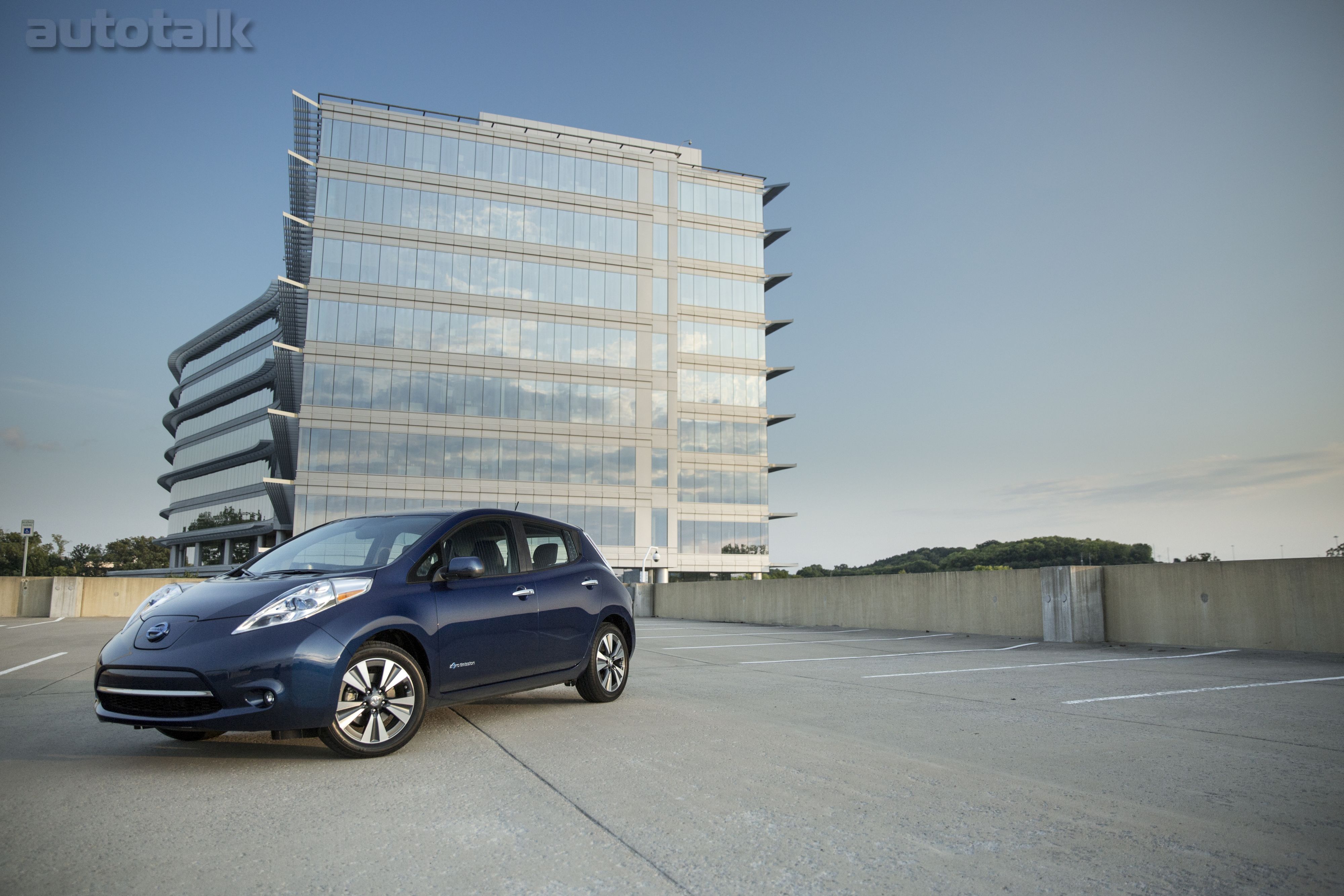 2016 Nissan LEAF