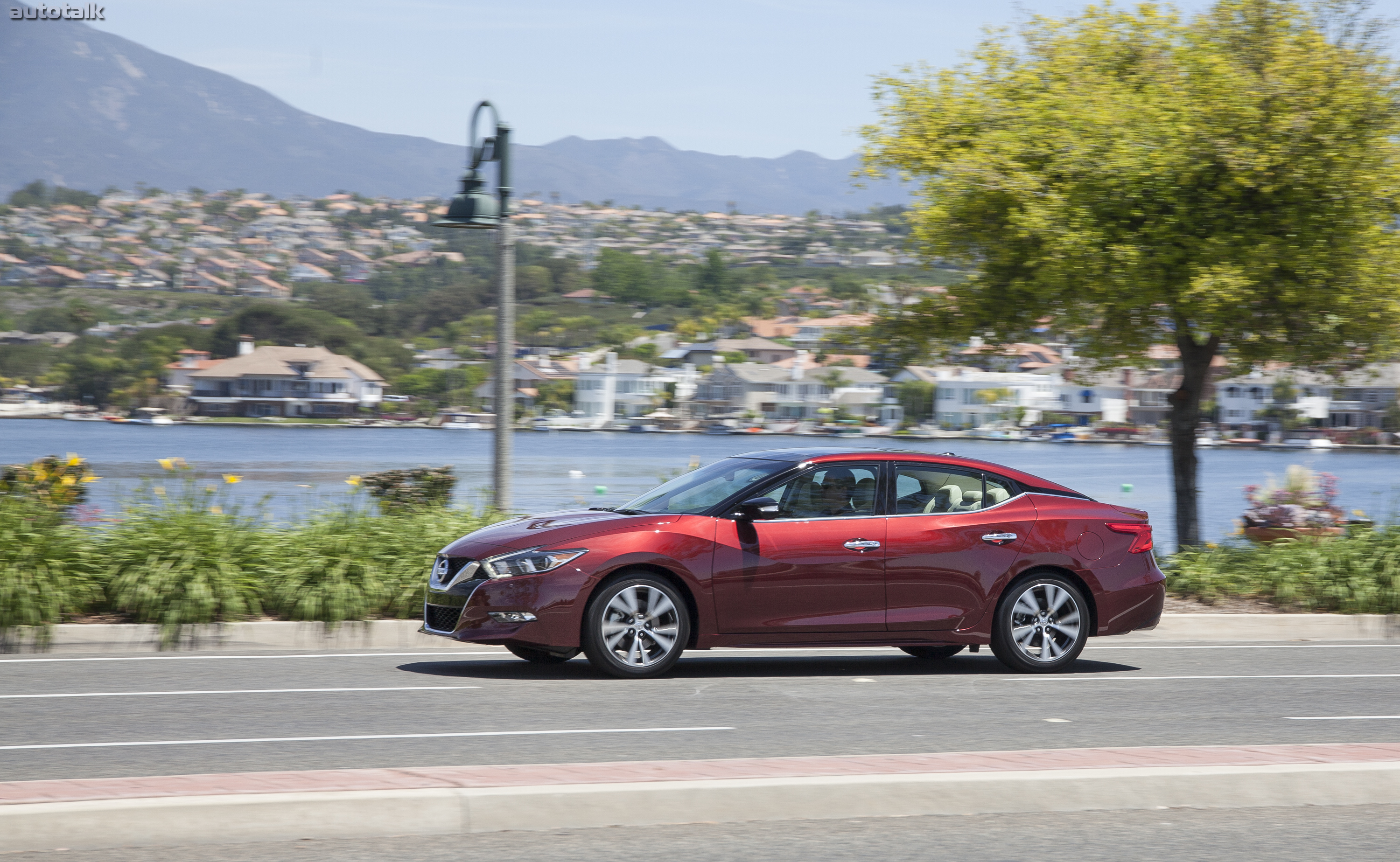 2016 Nissan Maxima
