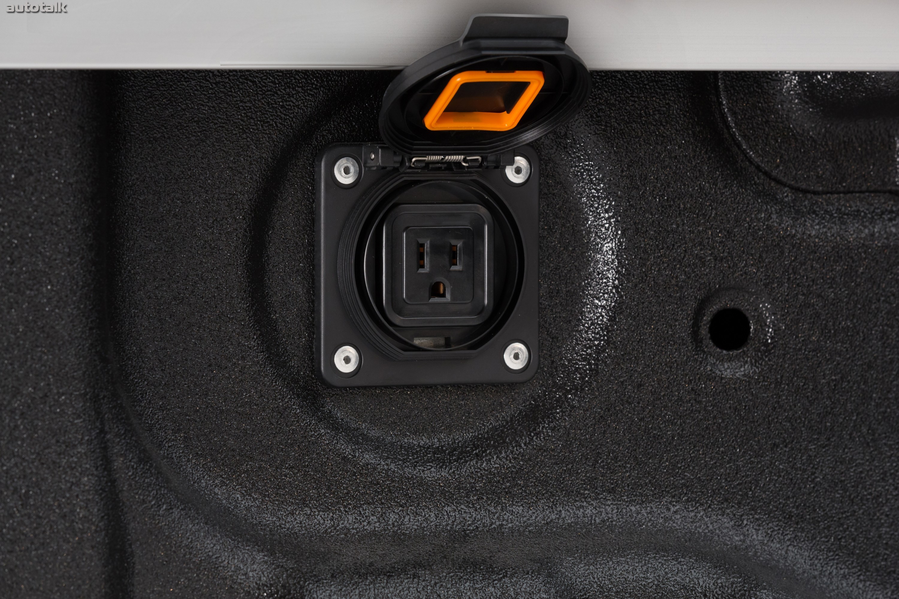 2016 Nissan TITAN XD