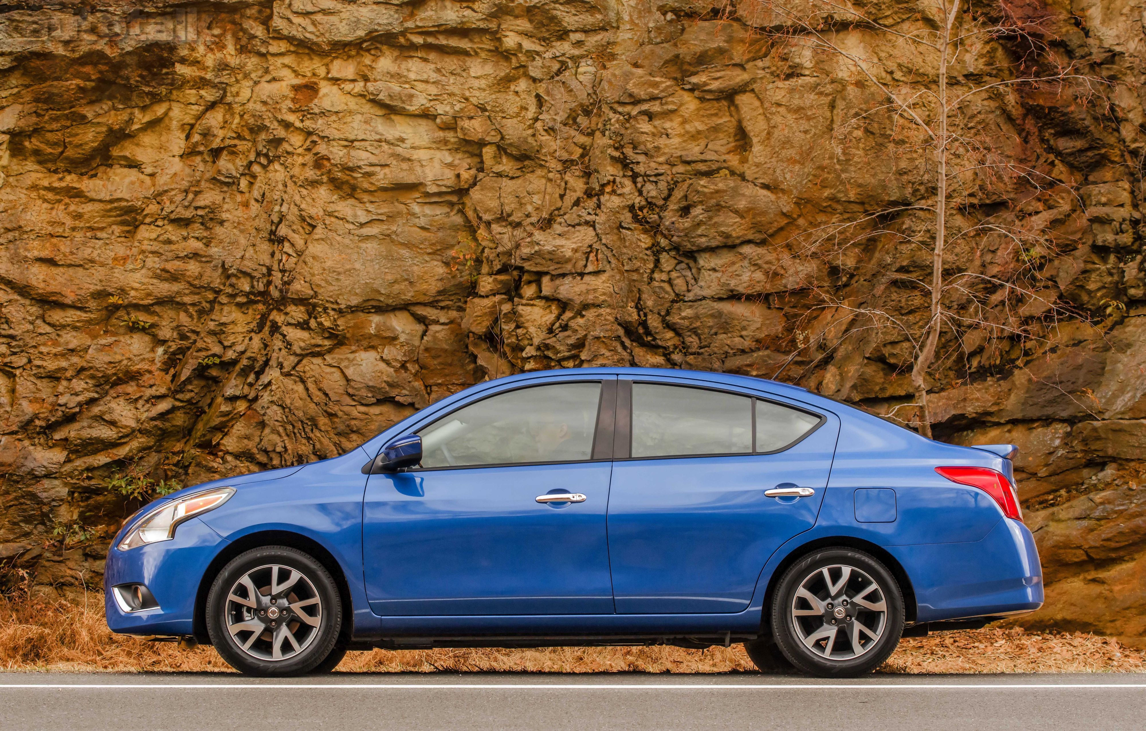 2016 Nissan Versa Sedan