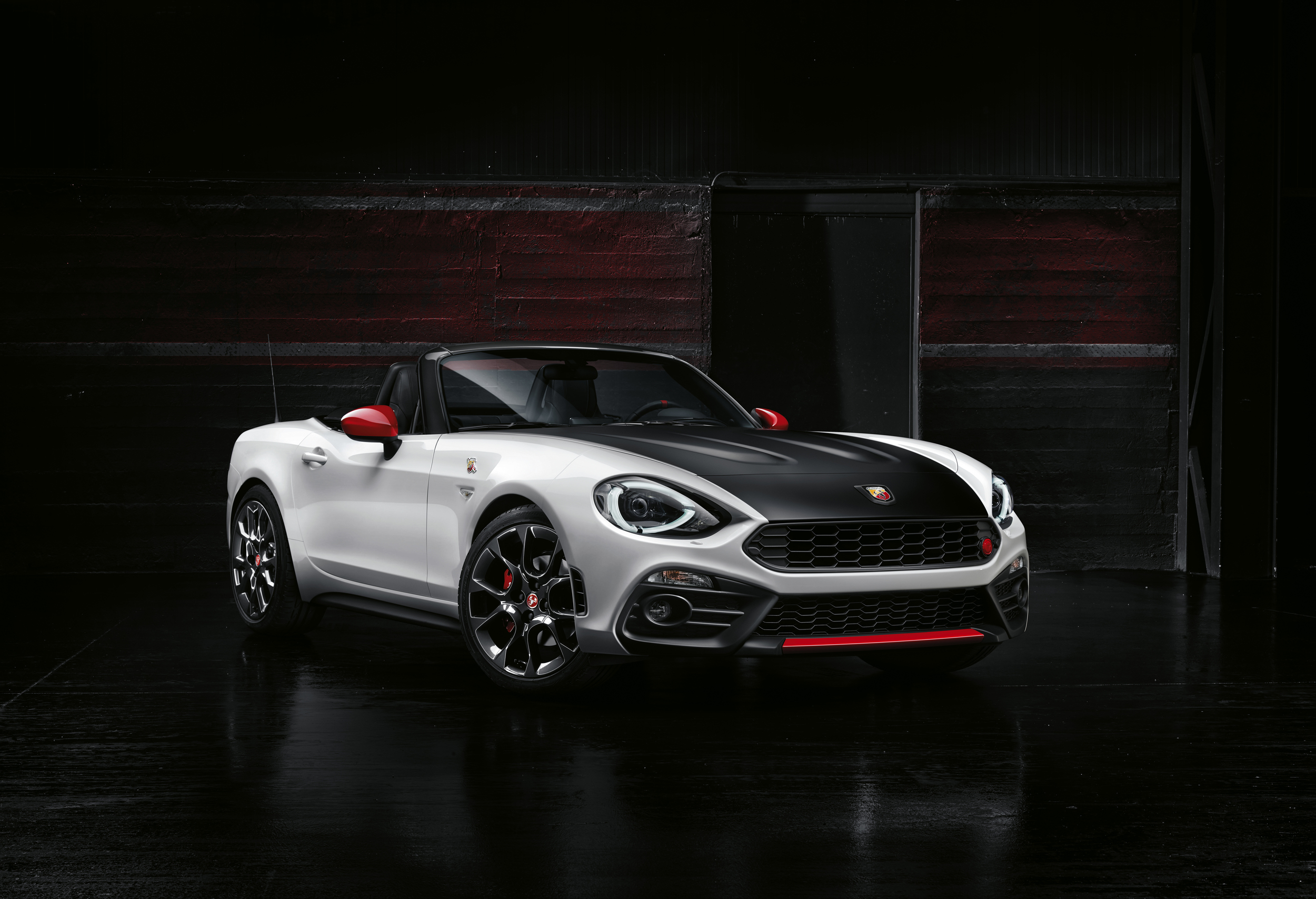 2017 Fiat 124 Spider Abarth