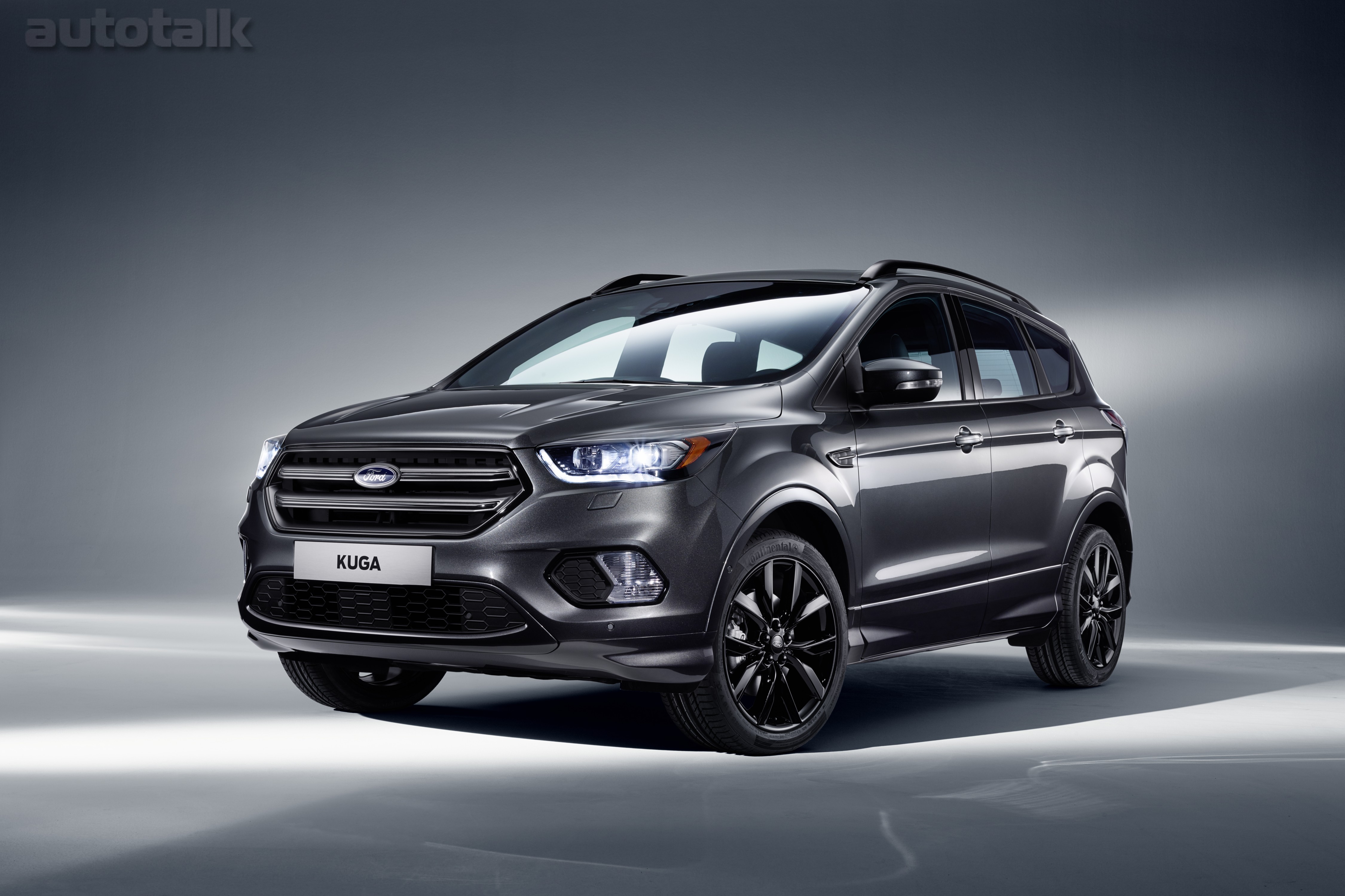 2017 Ford Kuga SUV Front