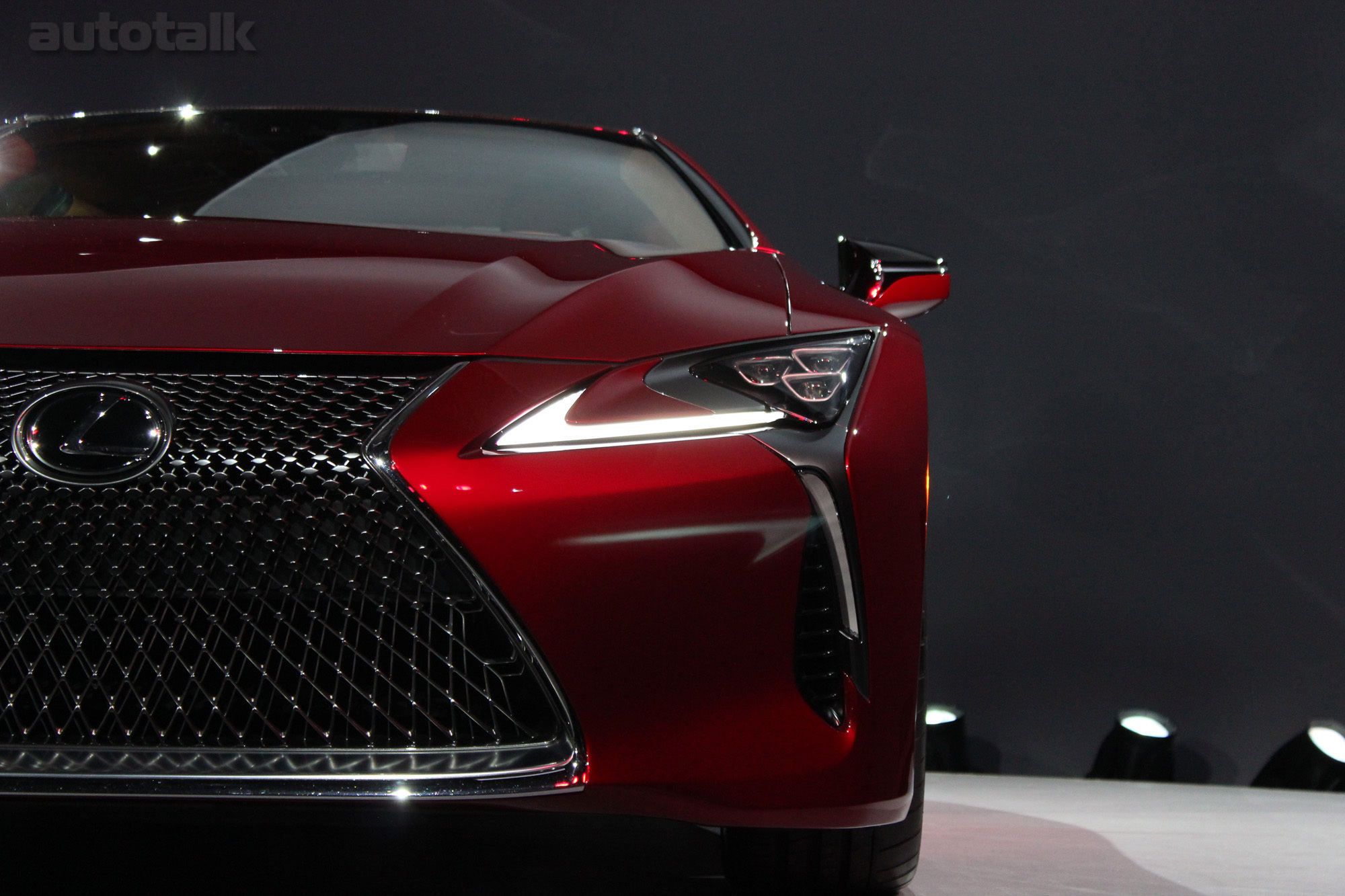 2017 Lexus LC 500 Reveal