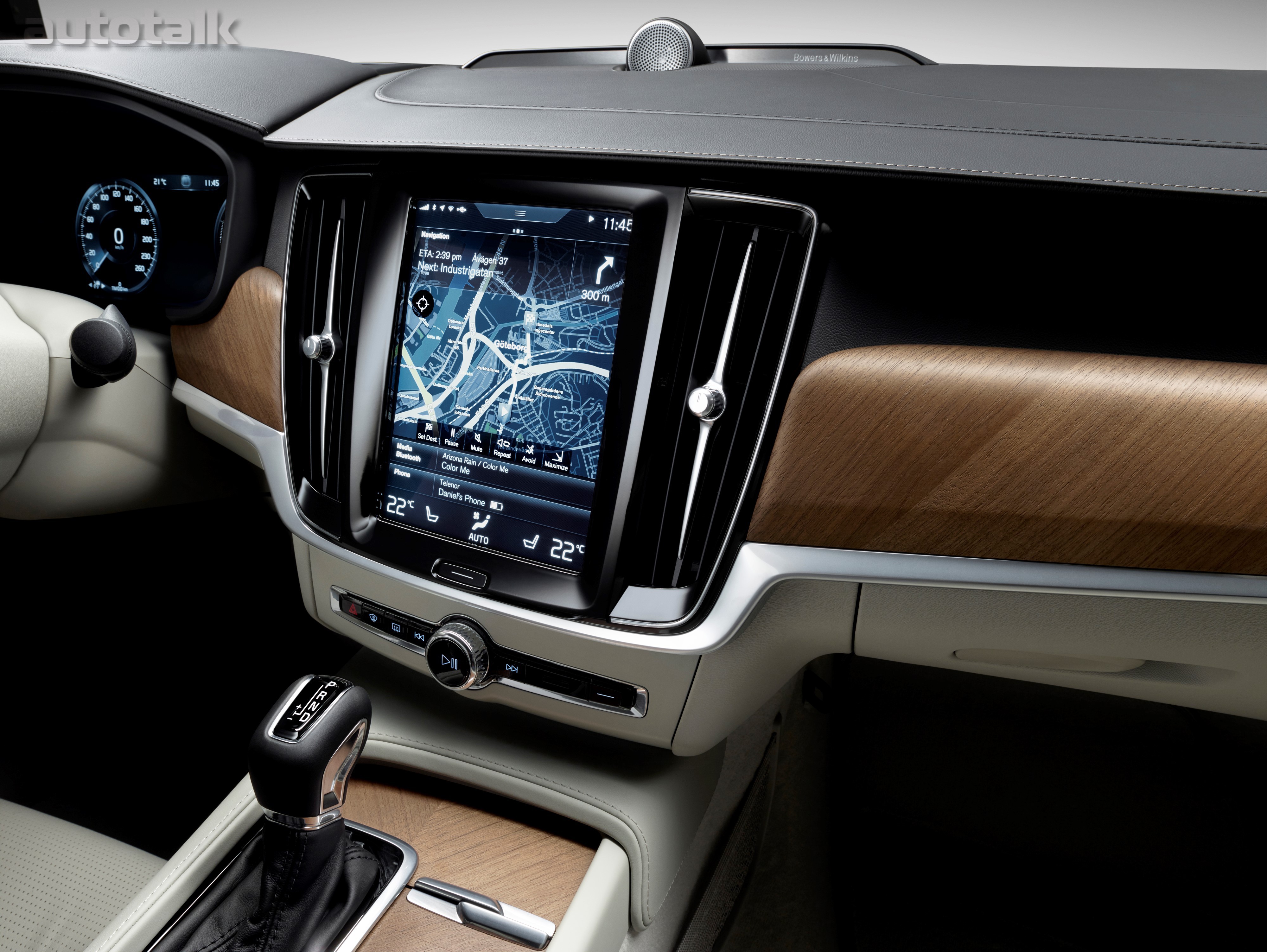2017 Volvo V90 Interior