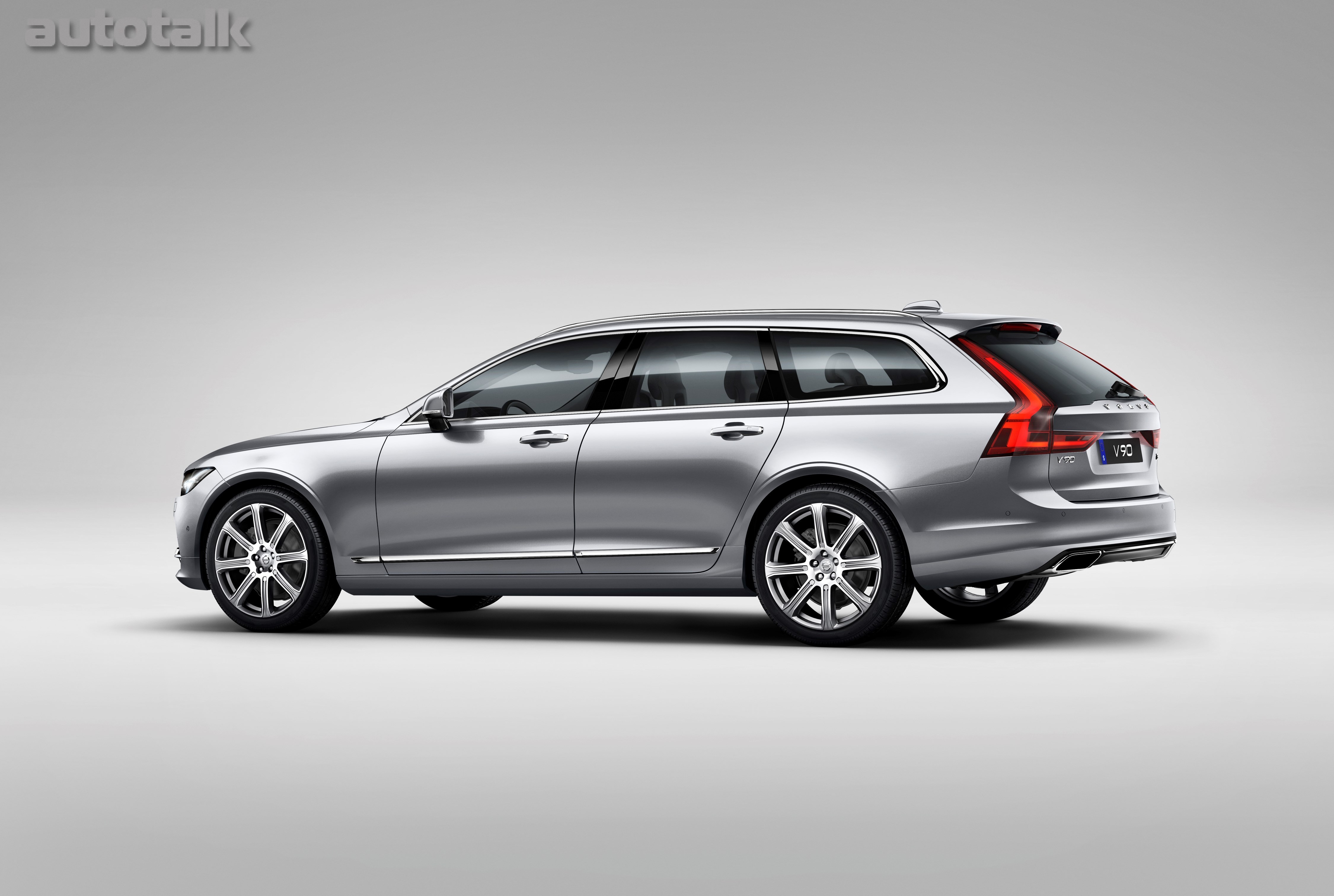 2017 Volvo V90 Studio rear