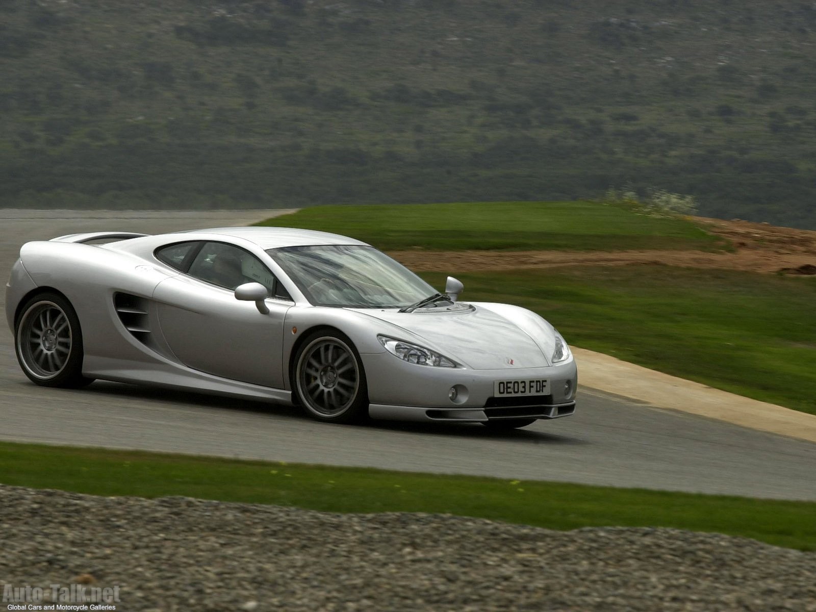 Ascari KZ1