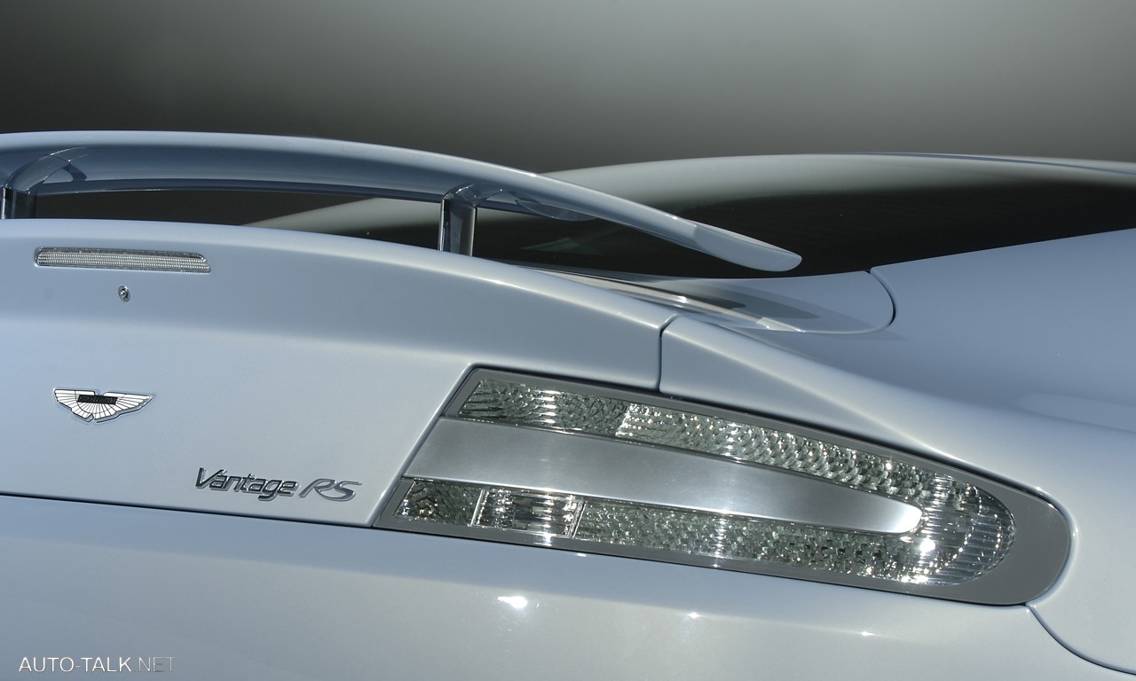 Aston Martin V12 Vantage RS