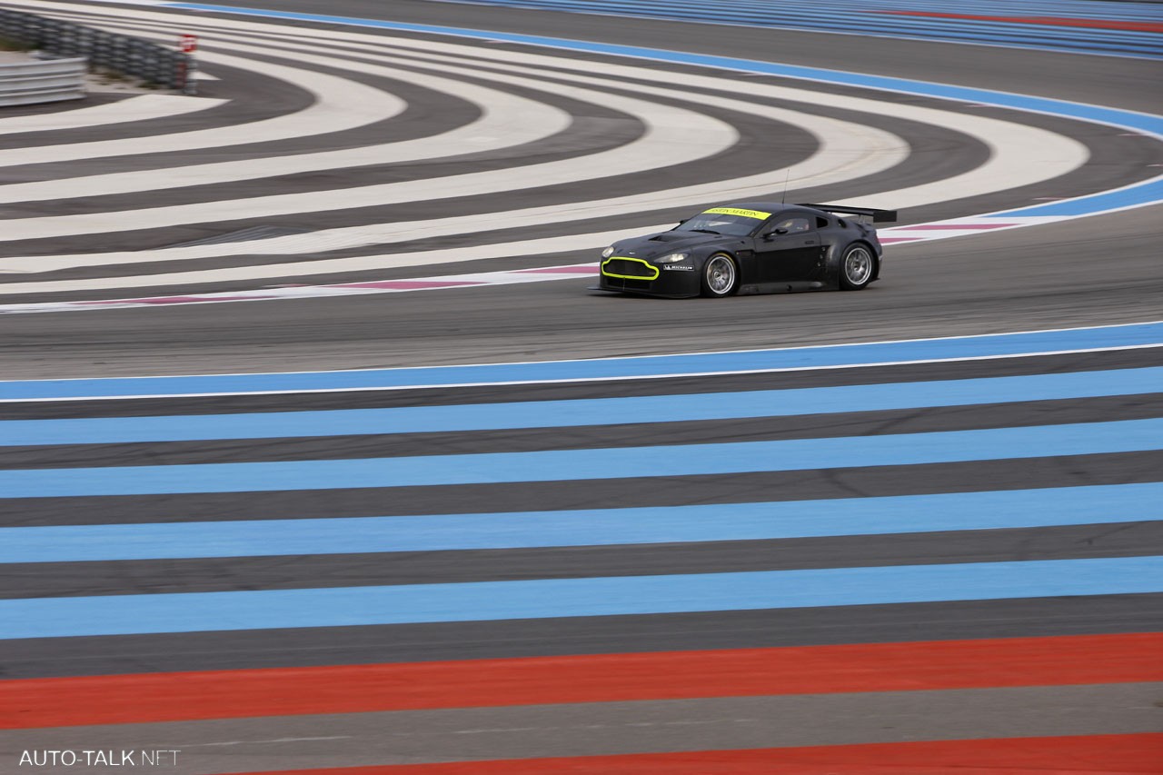 Aston Martin Vantage GT2