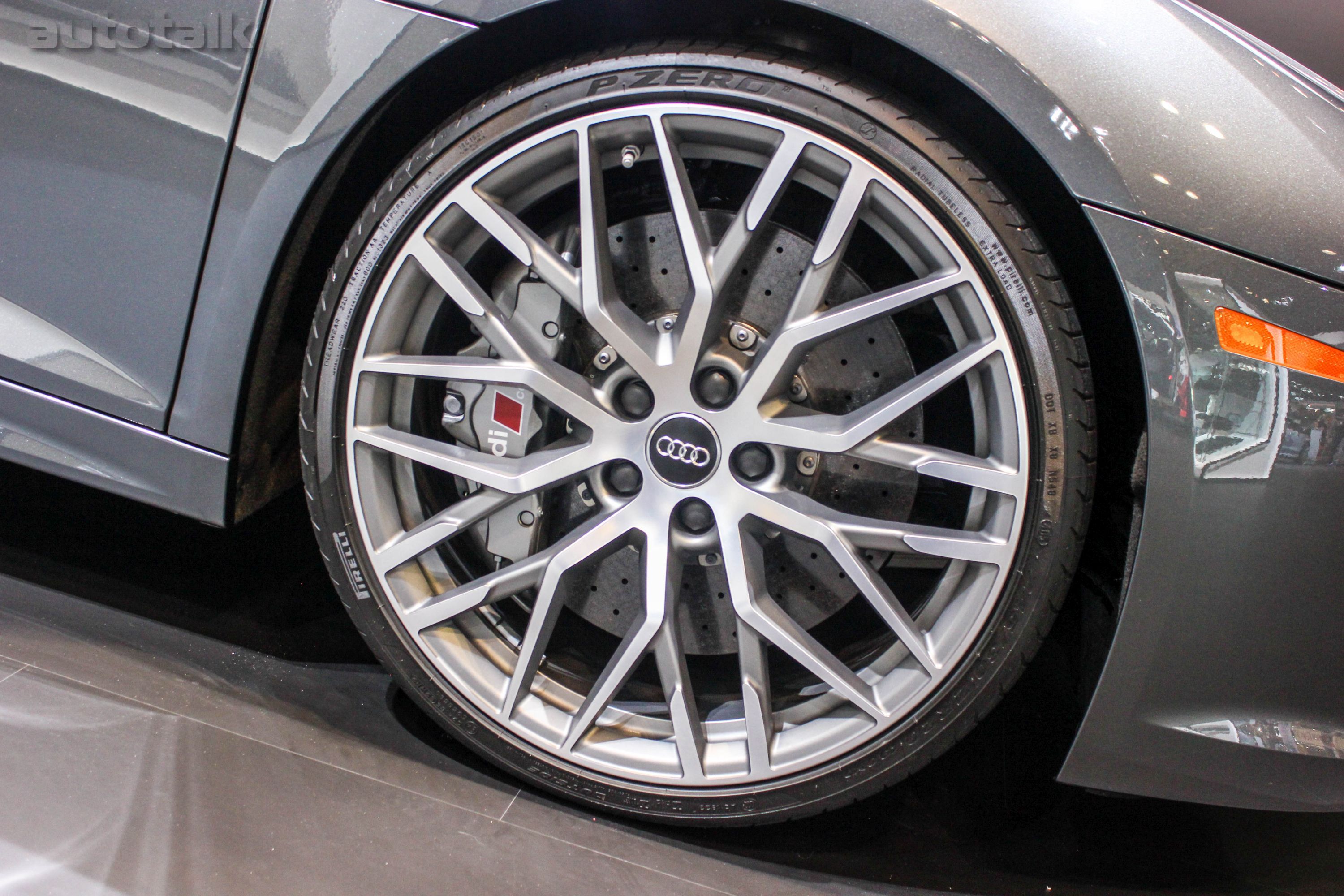 Audi R8 at 2016 Chicago Auto Show