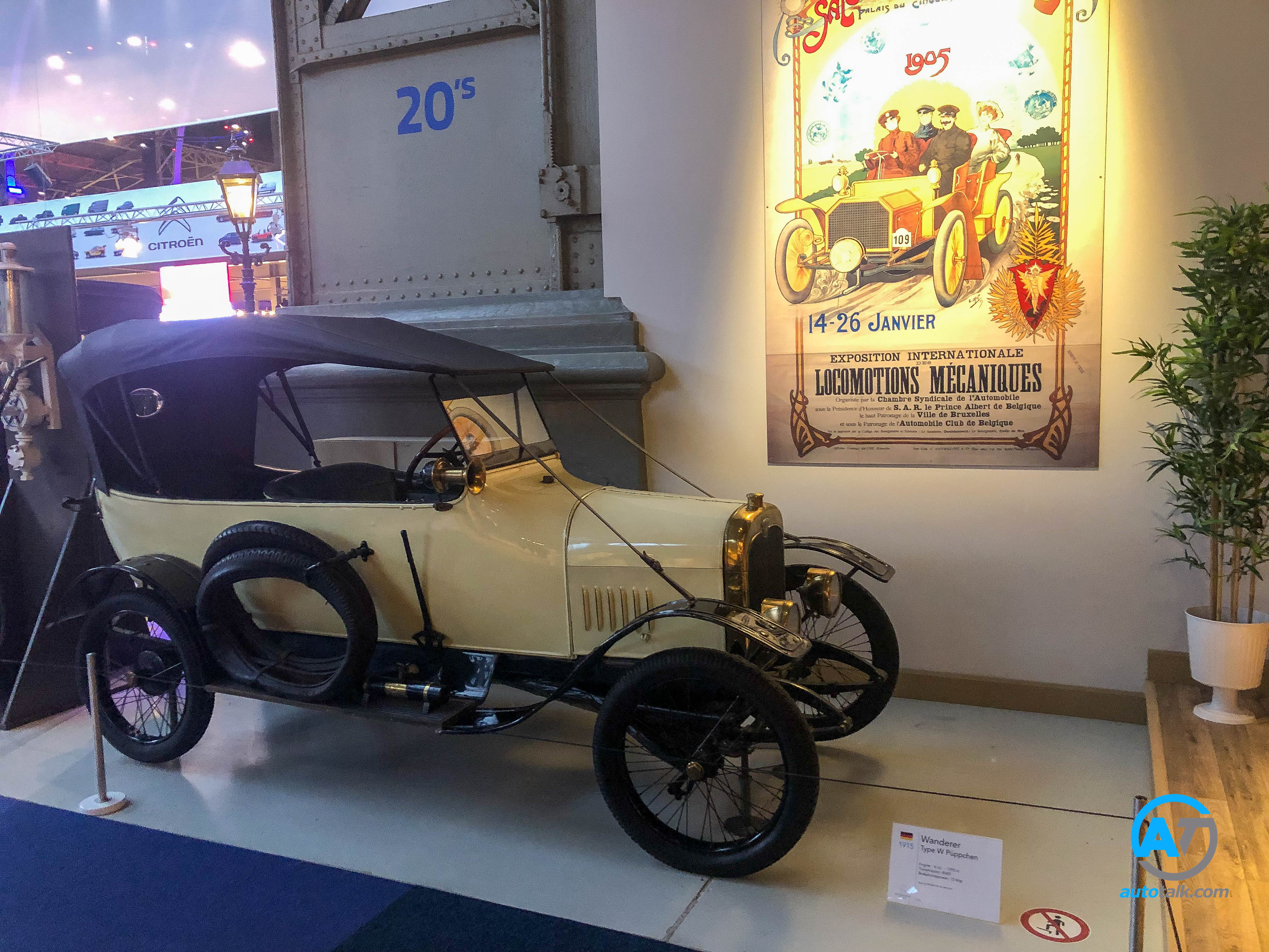 AutoTalk Visits Autoworld Brussels Complete Virtual Tour