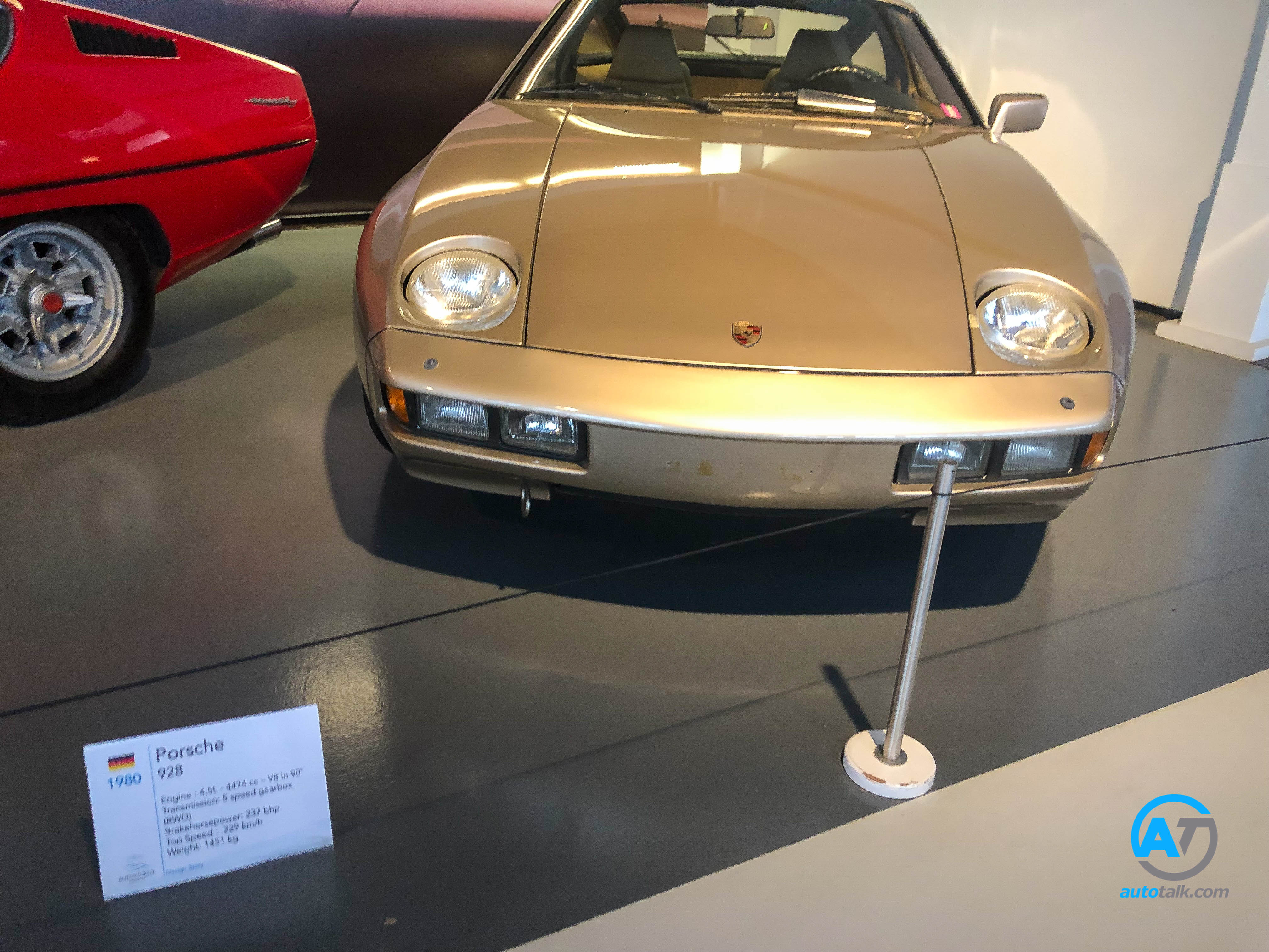 AutoTalk Visits Autoworld Brussels Complete Virtual Tour