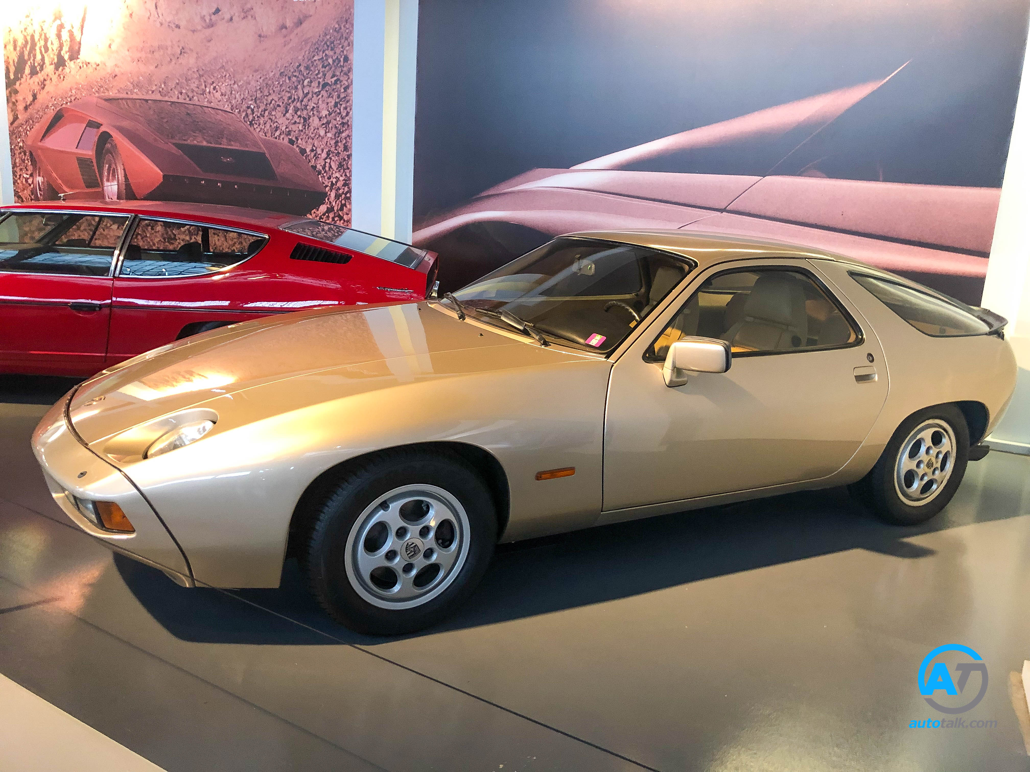 AutoTalk Visits Autoworld Brussels Complete Virtual Tour