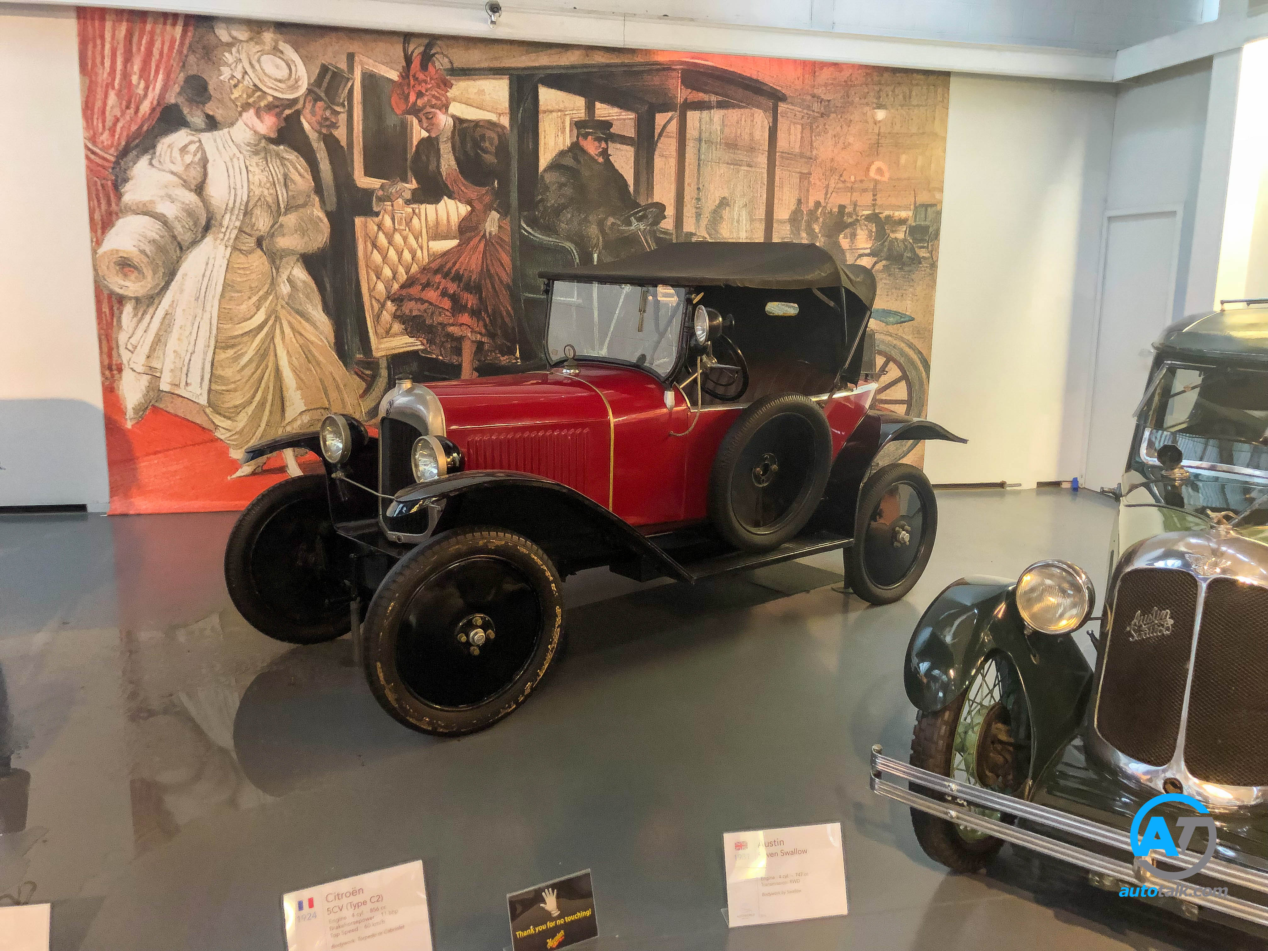 AutoTalk Visits Autoworld Brussels Complete Virtual Tour