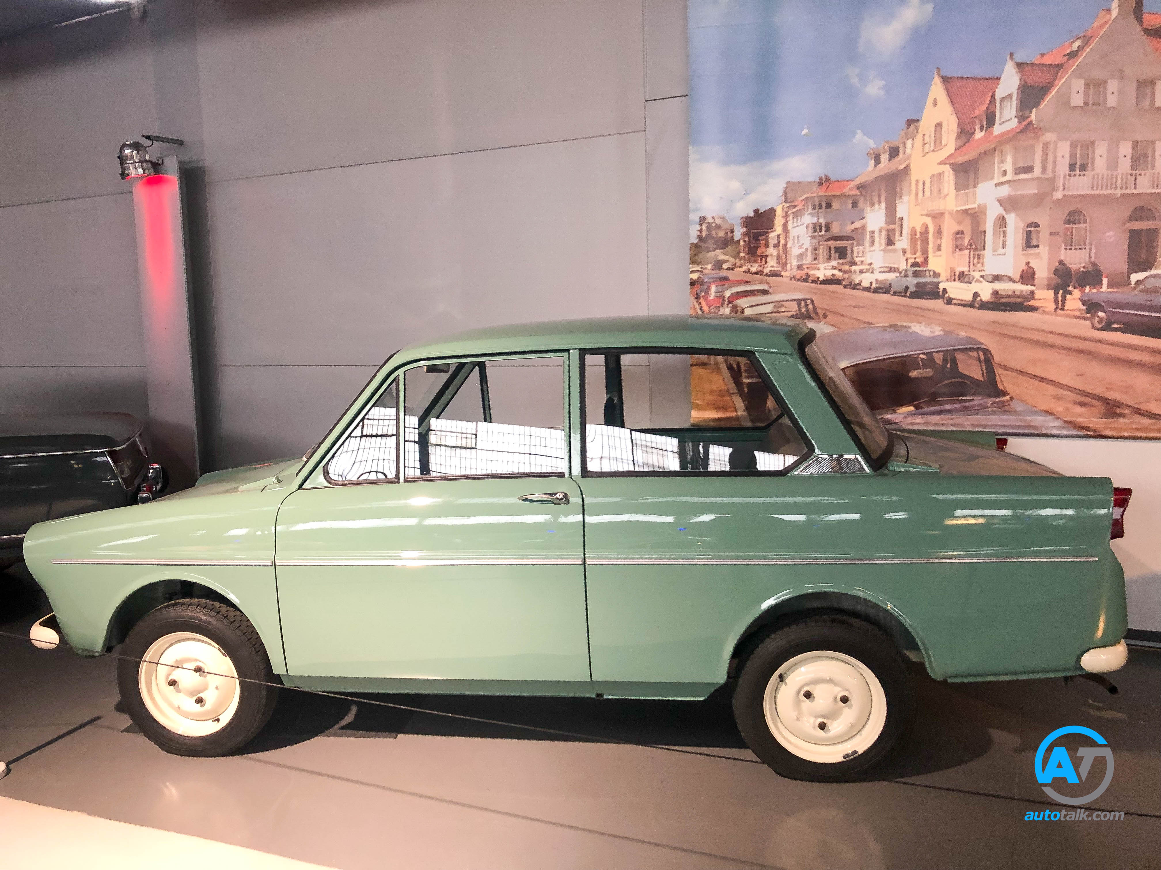 AutoTalk Visits Autoworld Brussels Complete Virtual Tour