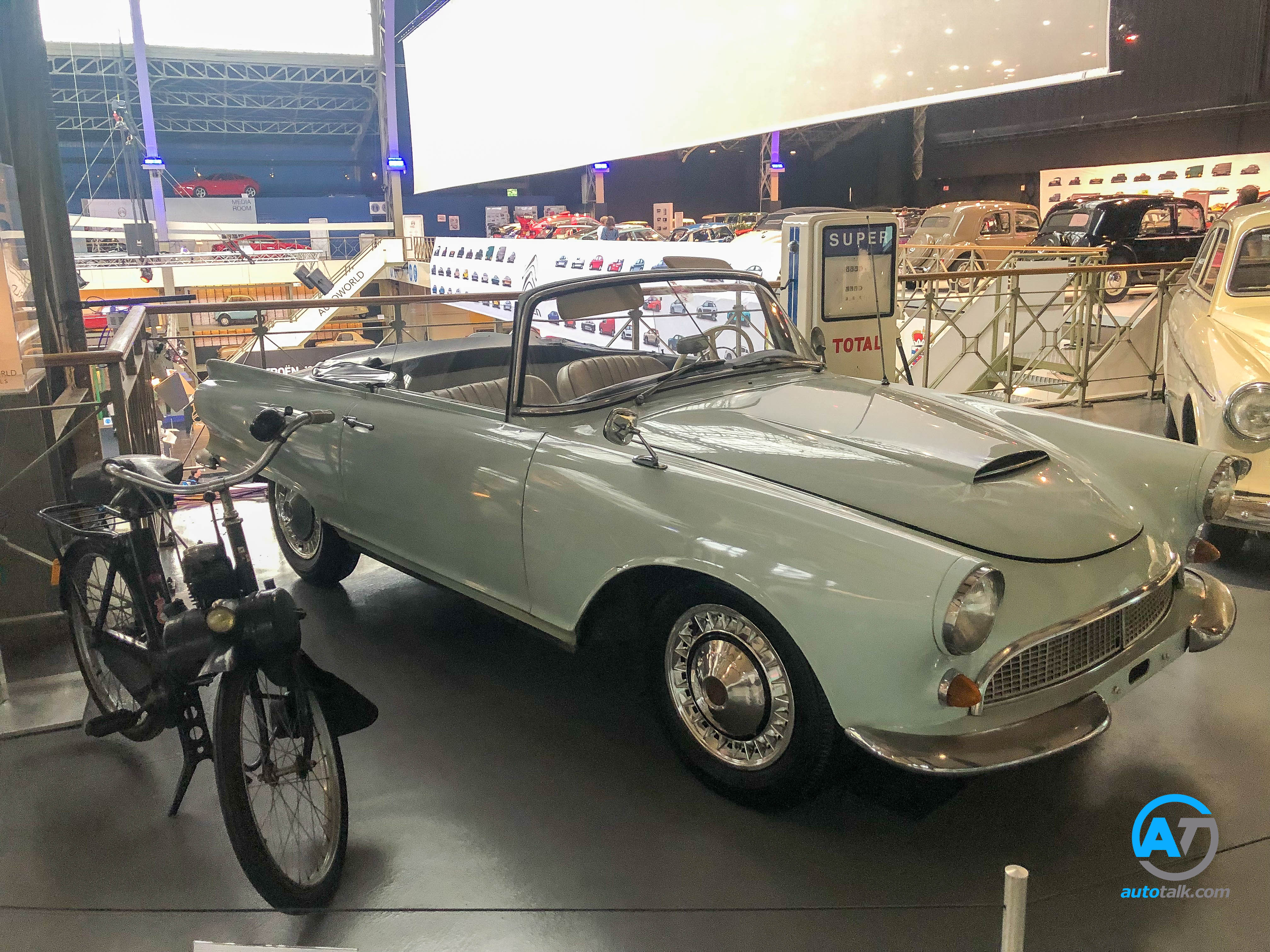 AutoTalk Visits Autoworld Brussels Complete Virtual Tour