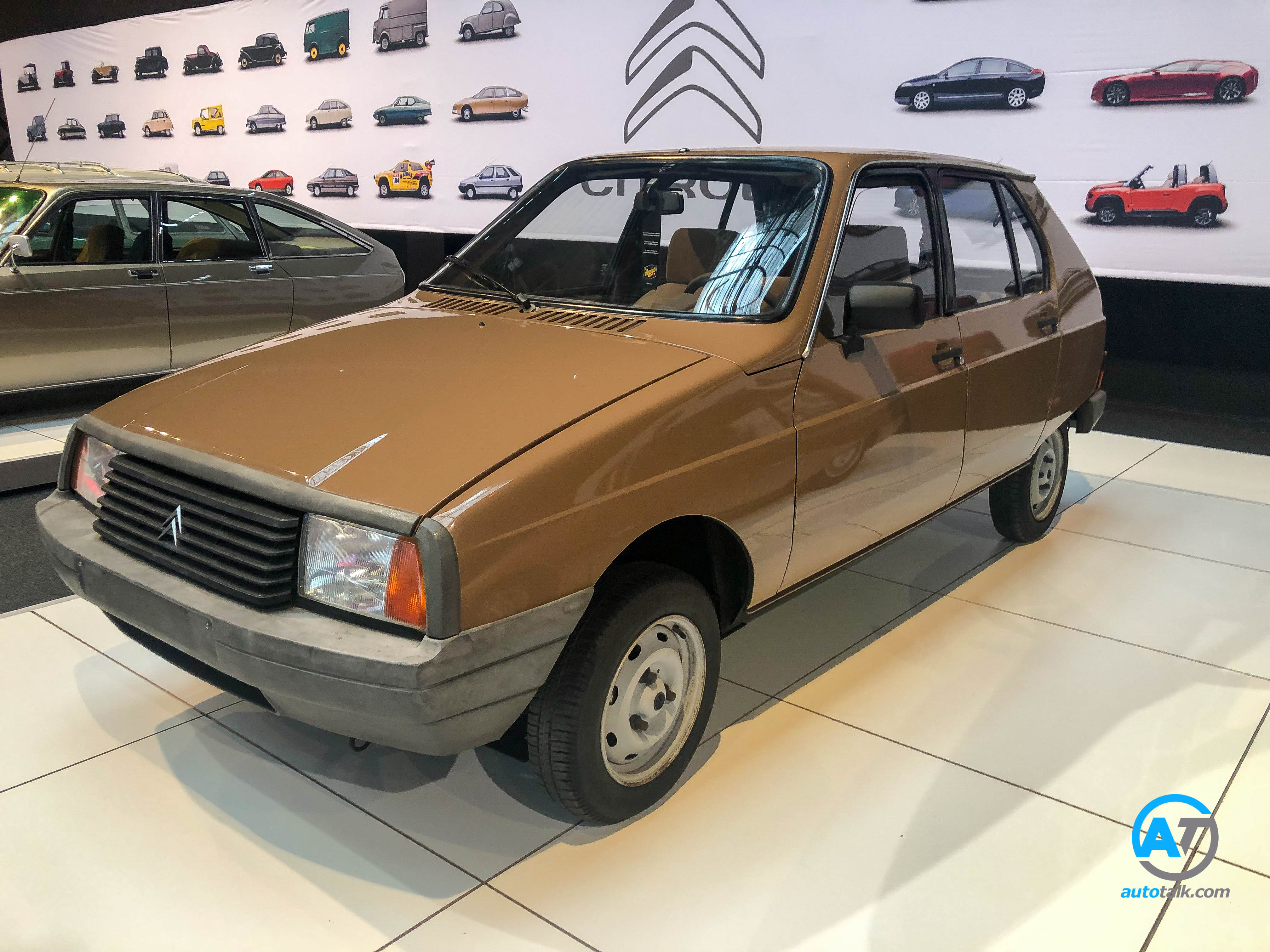 AutoTalk Visits Autoworld Brussels Complete Virtual Tour