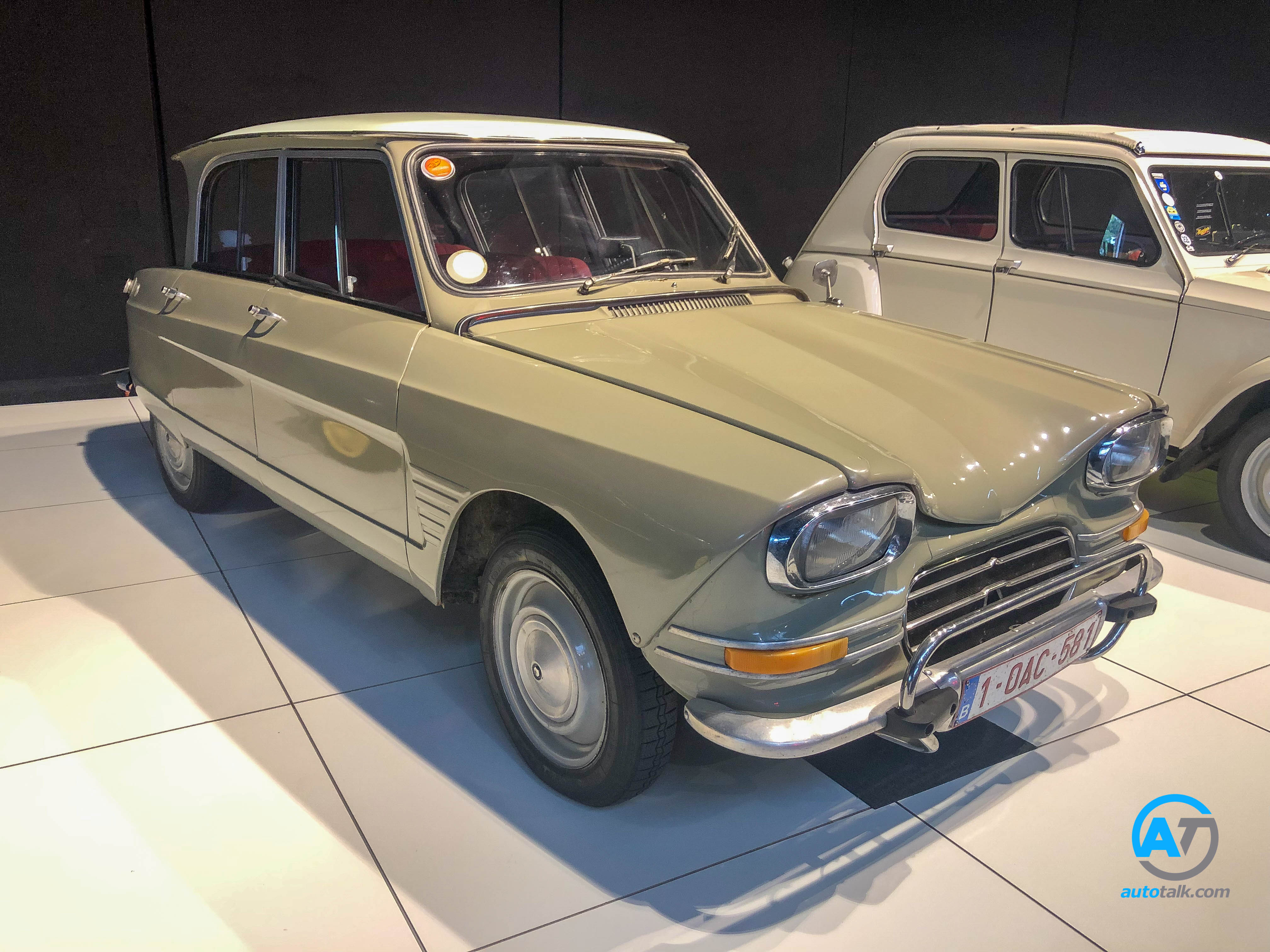 AutoTalk Visits Autoworld Brussels Complete Virtual Tour