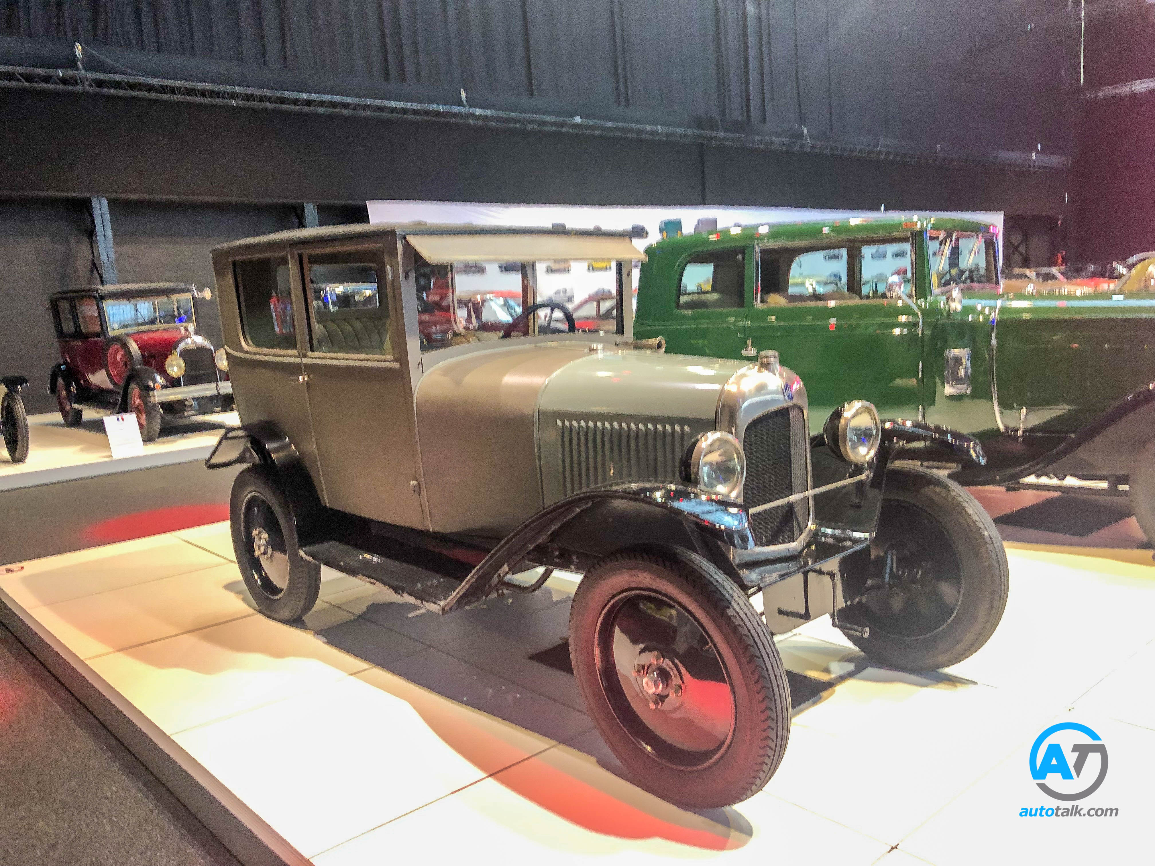 AutoTalk Visits Autoworld Brussels Complete Virtual Tour