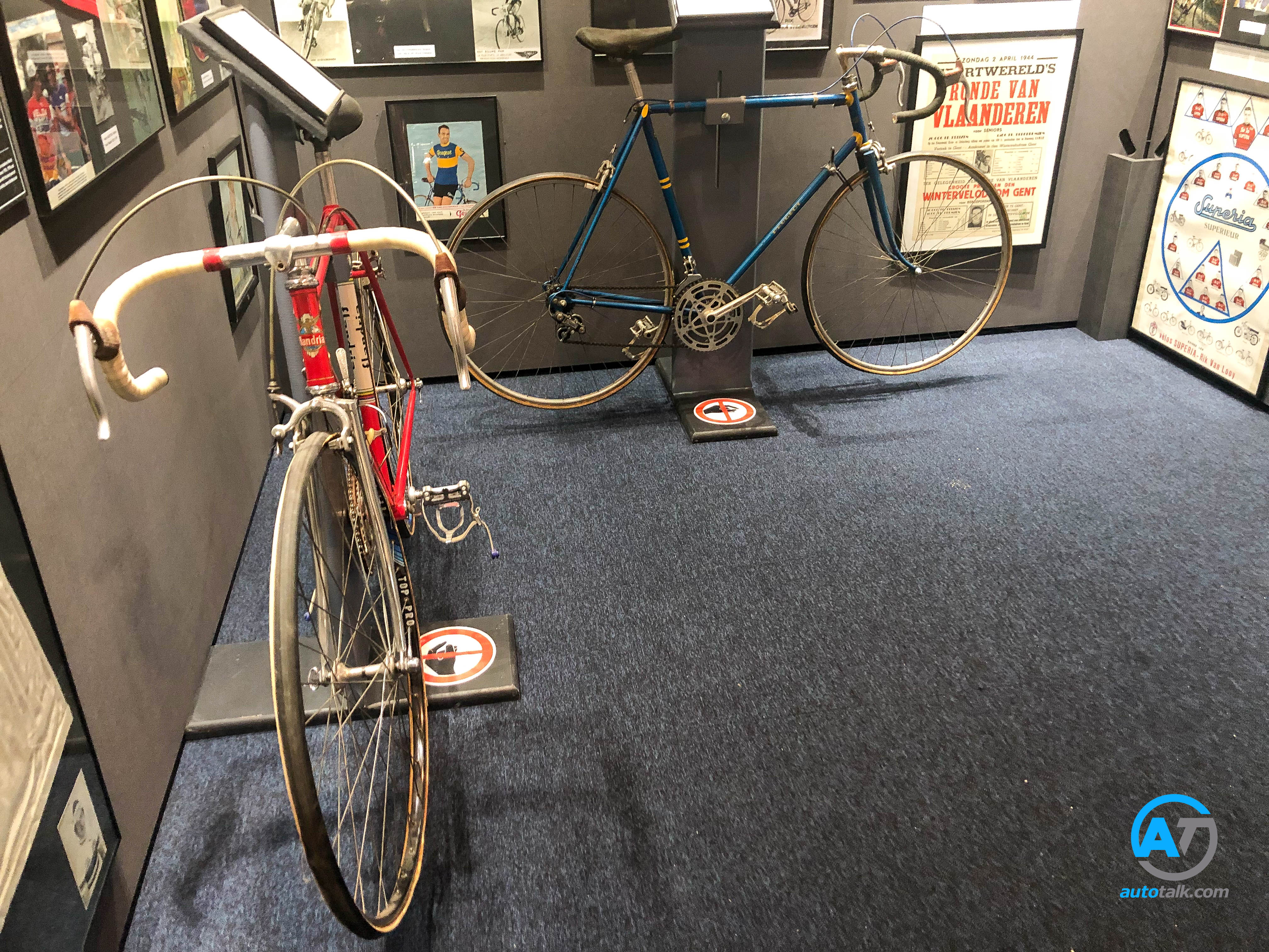 AutoTalk Visits Autoworld Brussels Complete Virtual Tour