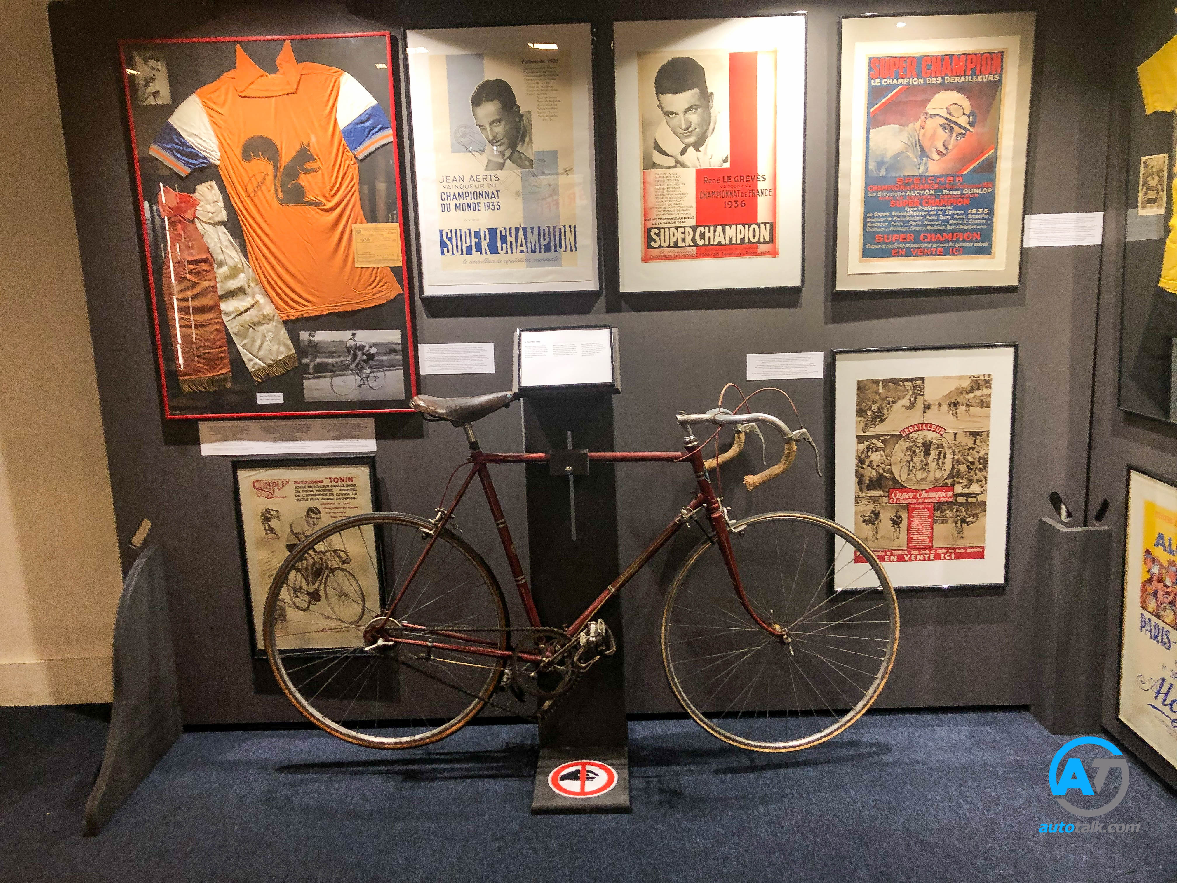 AutoTalk Visits Autoworld Brussels Complete Virtual Tour