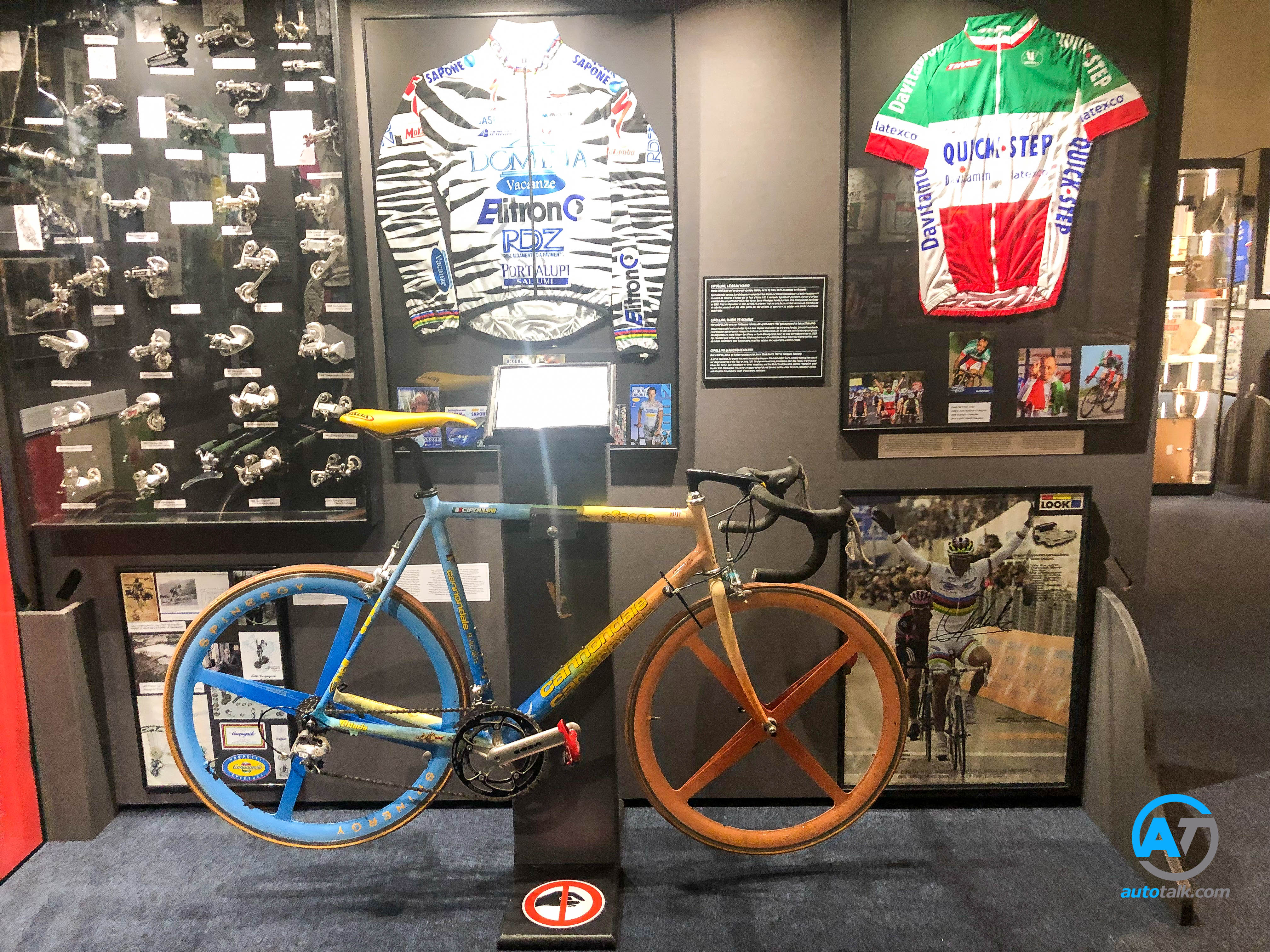 AutoTalk Visits Autoworld Brussels Complete Virtual Tour