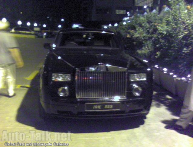 Benltey Spotted in Karachi Pakistan