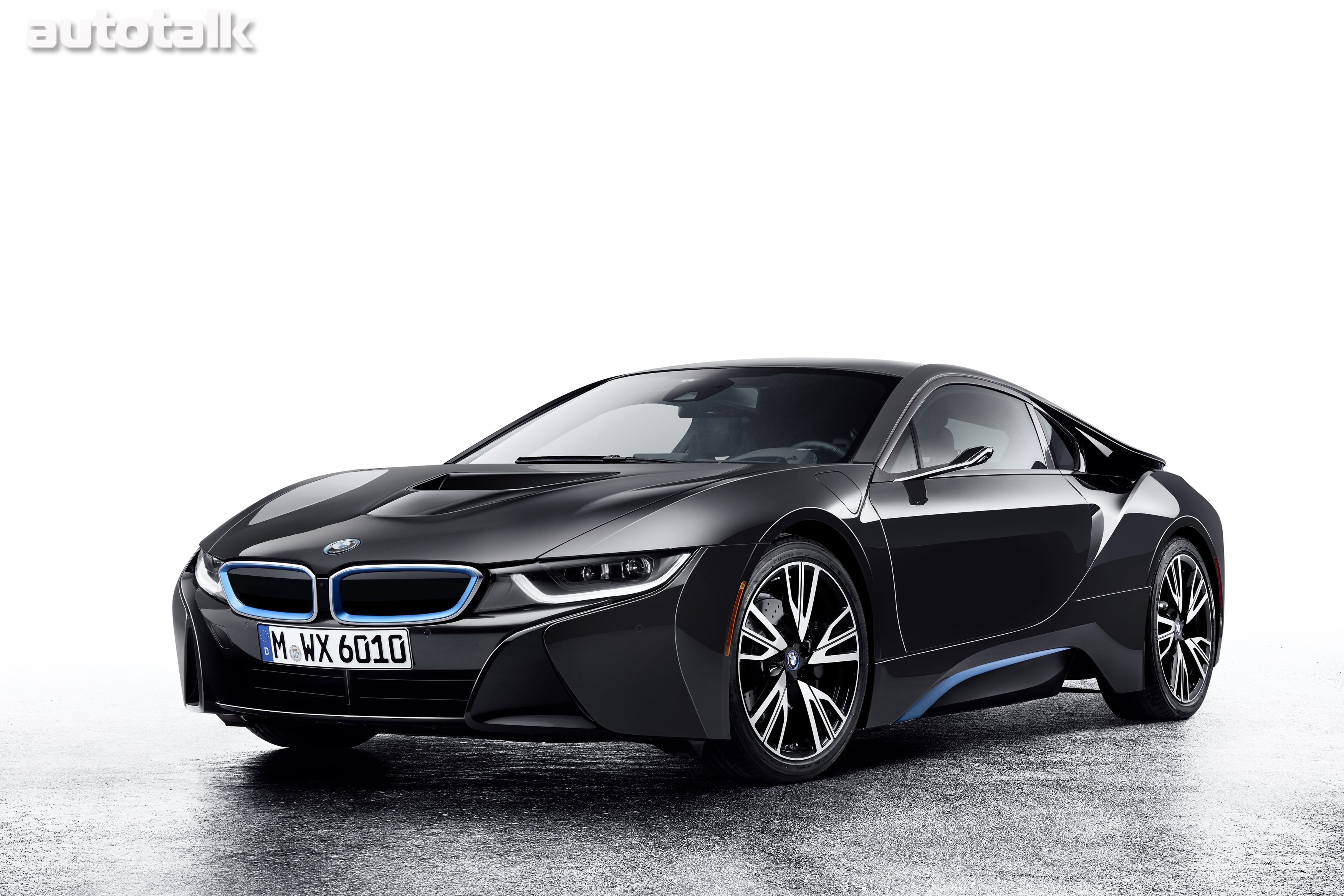 BMW i8 Mirrorless exterior front