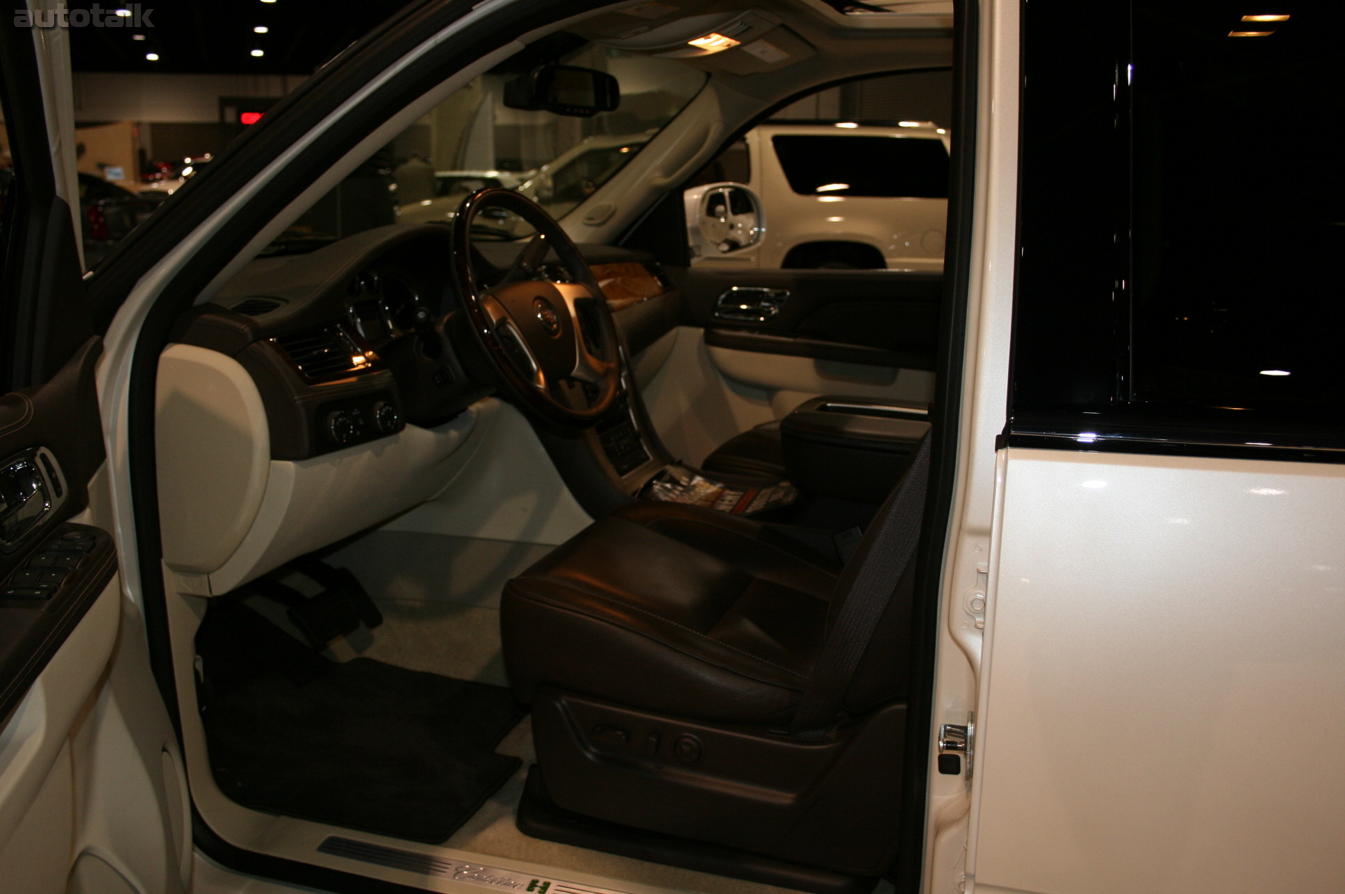 Cadillac - 2010 Atlanta Auto Show