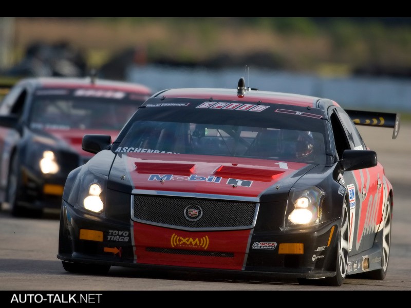 Cadillac CTS V Racing