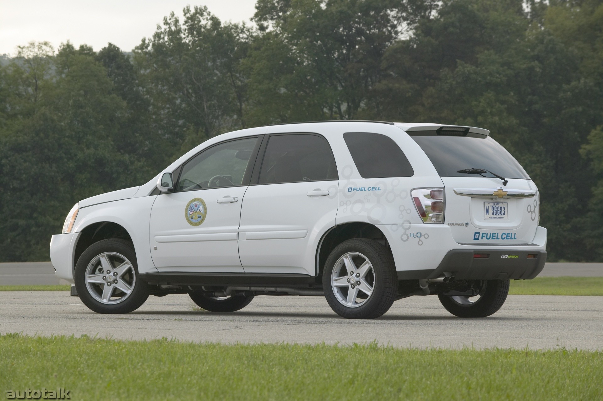 Chevrolet Equinox Fuel Cell U.S. Army Prototype