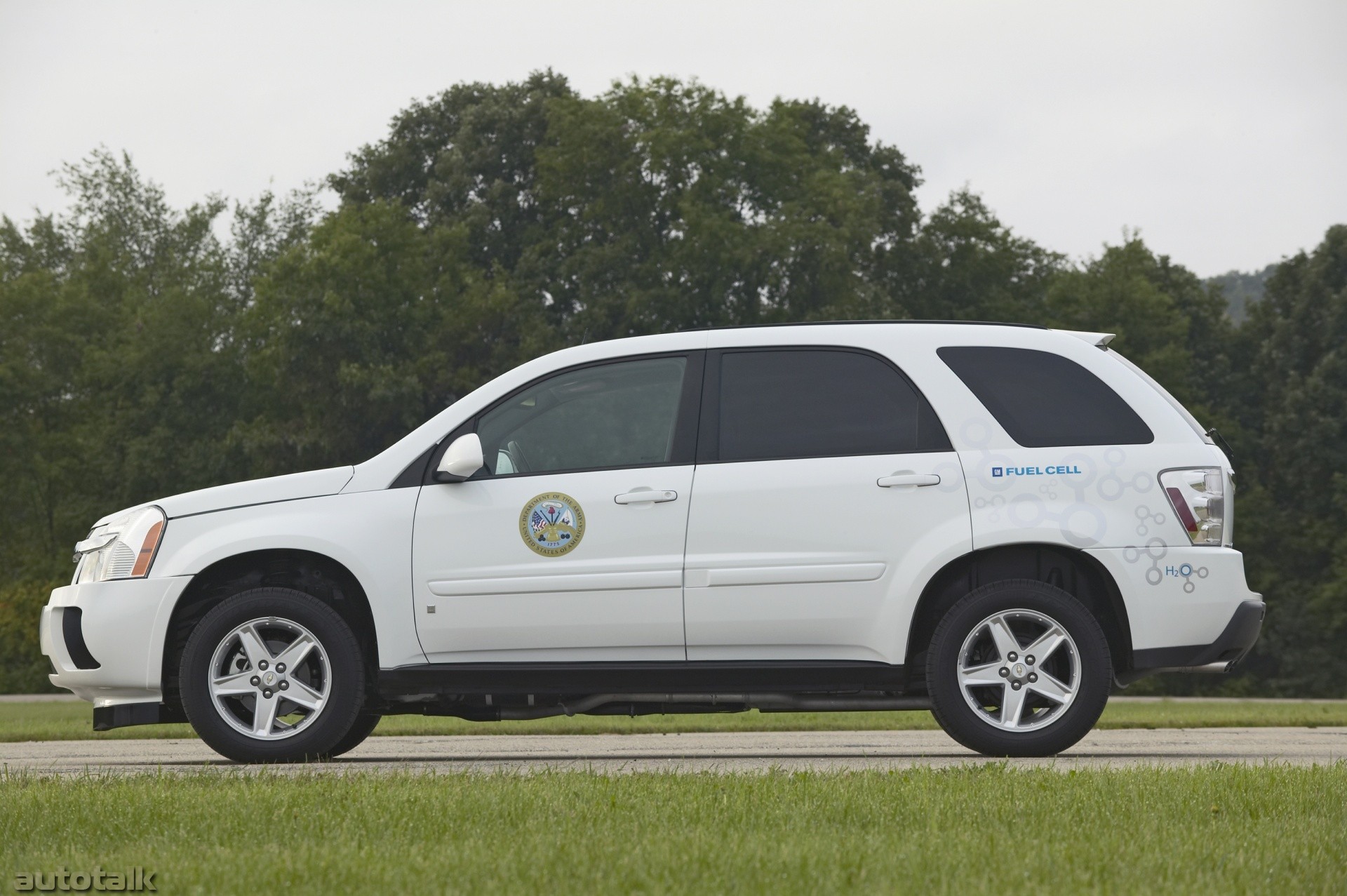Chevrolet Equinox Fuel Cell U.S. Army Prototype