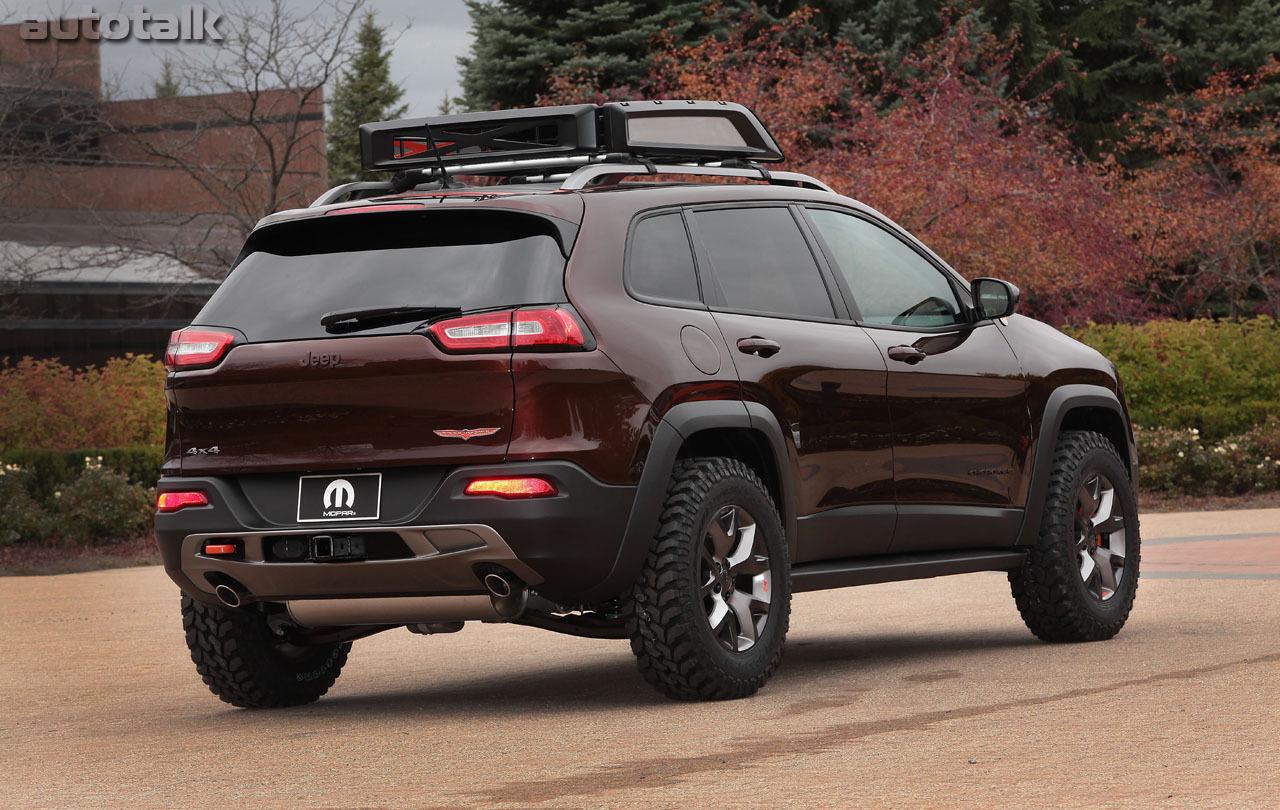 Chrysler At Sema 2013