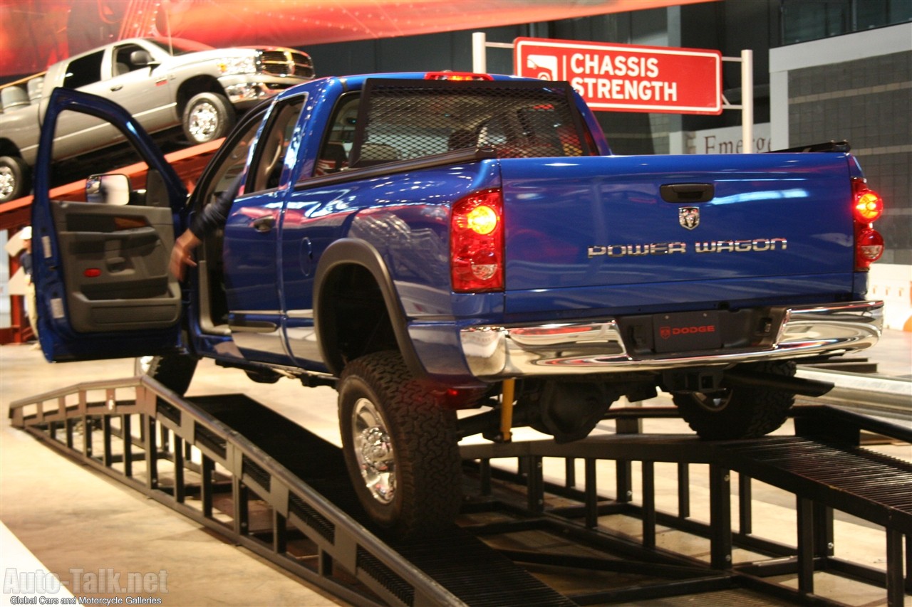 Chrysler Off-Road Vehicles at Chicago Auto Show