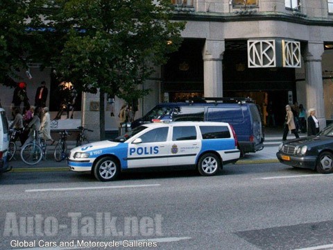 Cool Police Cars from Around The World