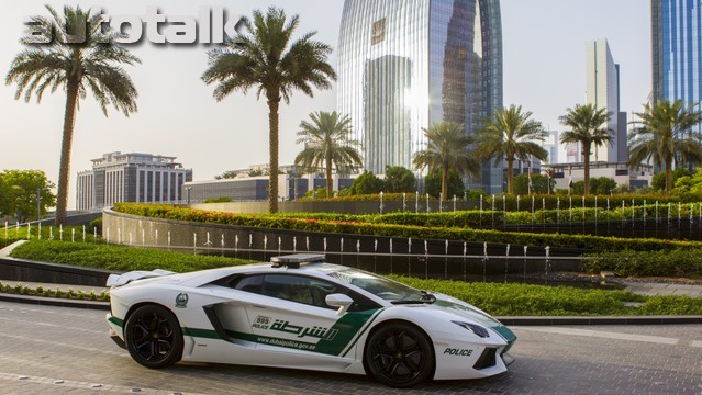 Dubai Police Lamborghini Aventador