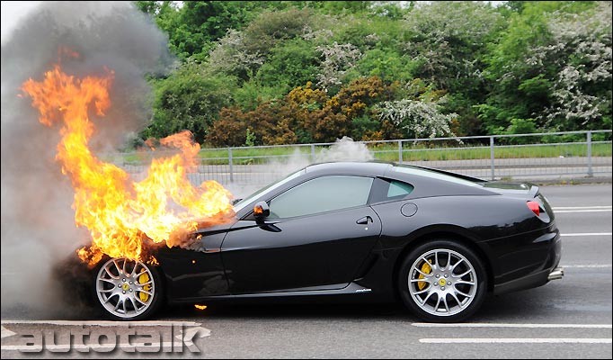Ferrari 599 GTB Fiorano on fire
