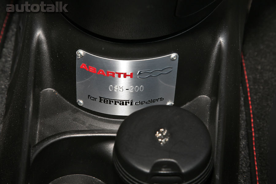 Fiat 500 Ferrari Dealers Edition